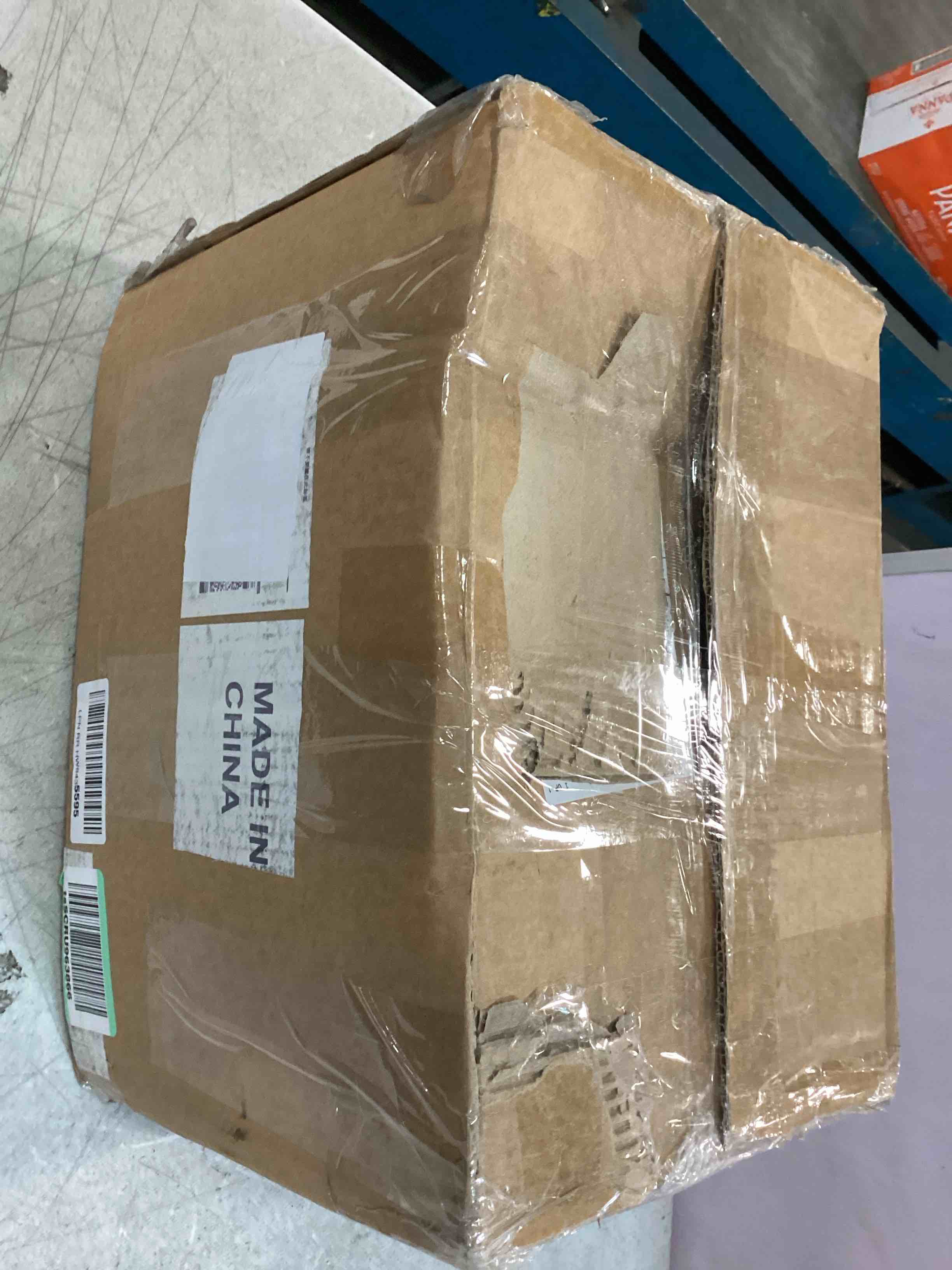 https://s3.amazonaws.com/lotting-images-prod/bidfta/BLU6602459_1718975486883.jpeg