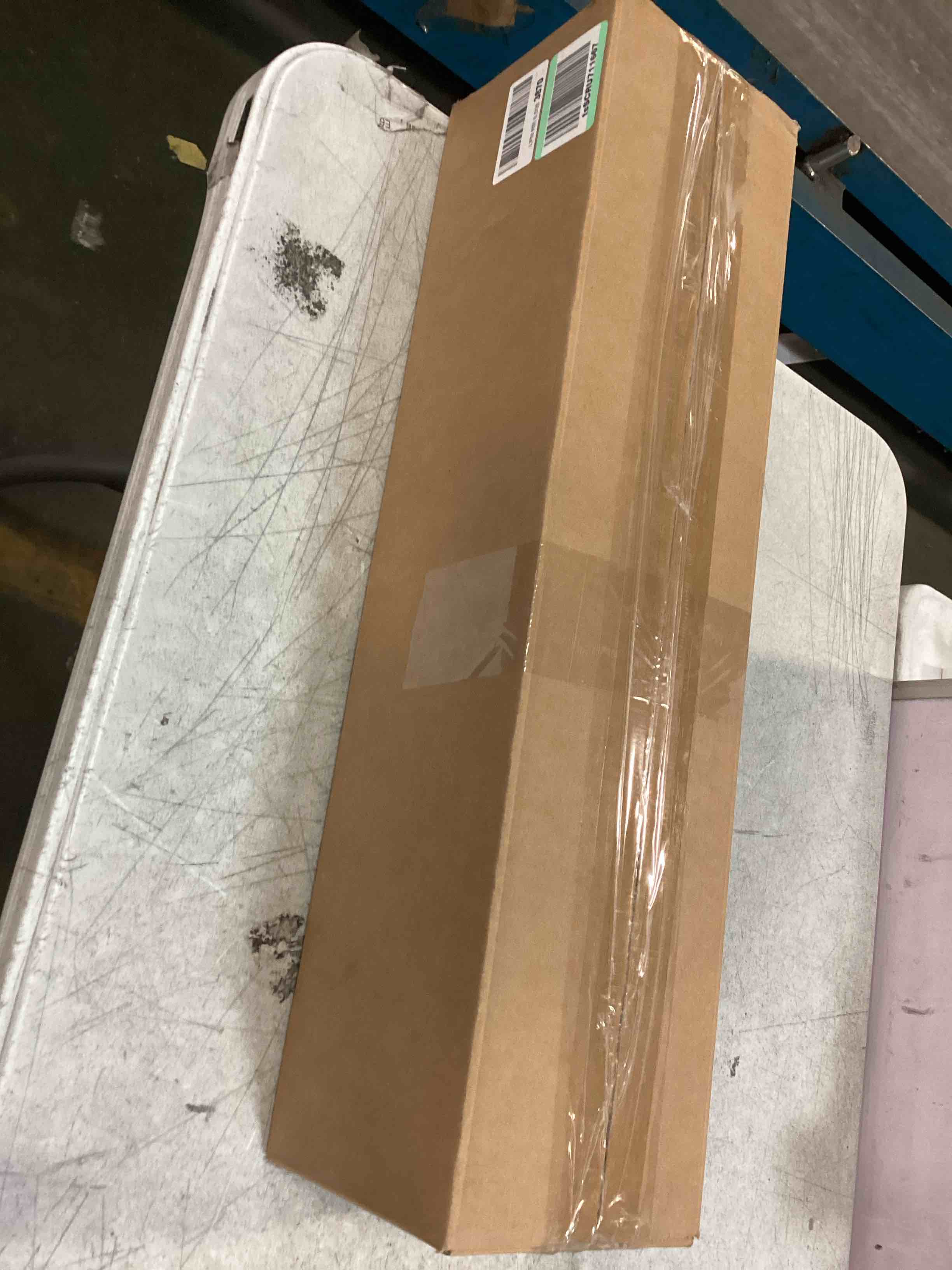 https://s3.amazonaws.com/lotting-images-prod/bidfta/BLU6602484_1718977866404.jpeg