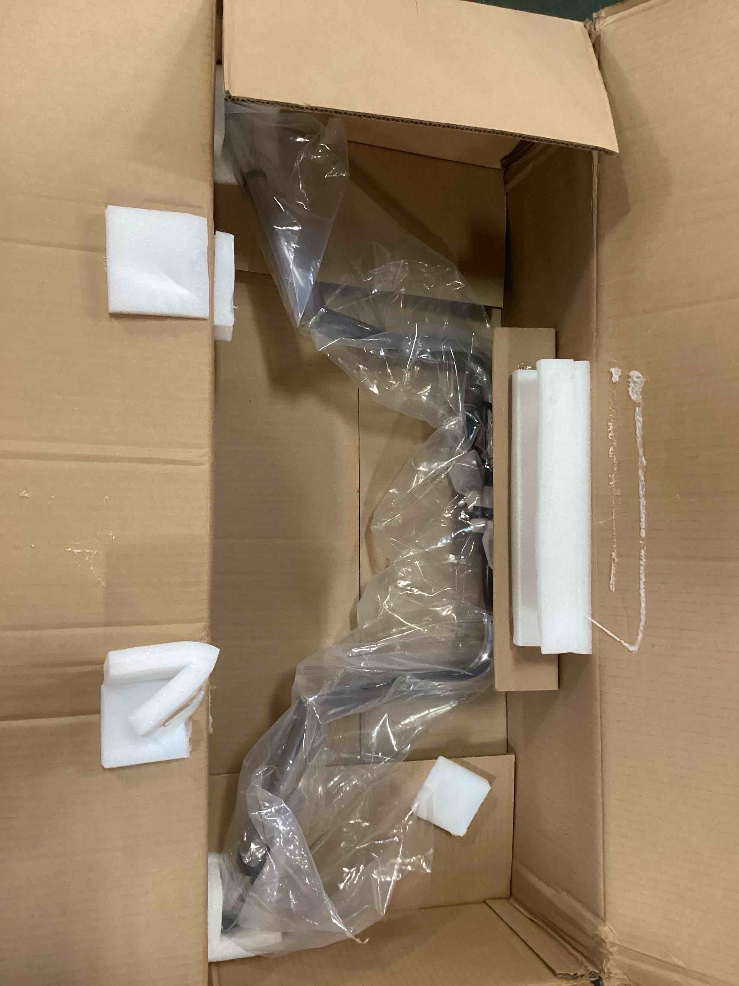https://s3.amazonaws.com/lotting-images-prod/bidfta/BLU6602670_1719006180565.jpeg