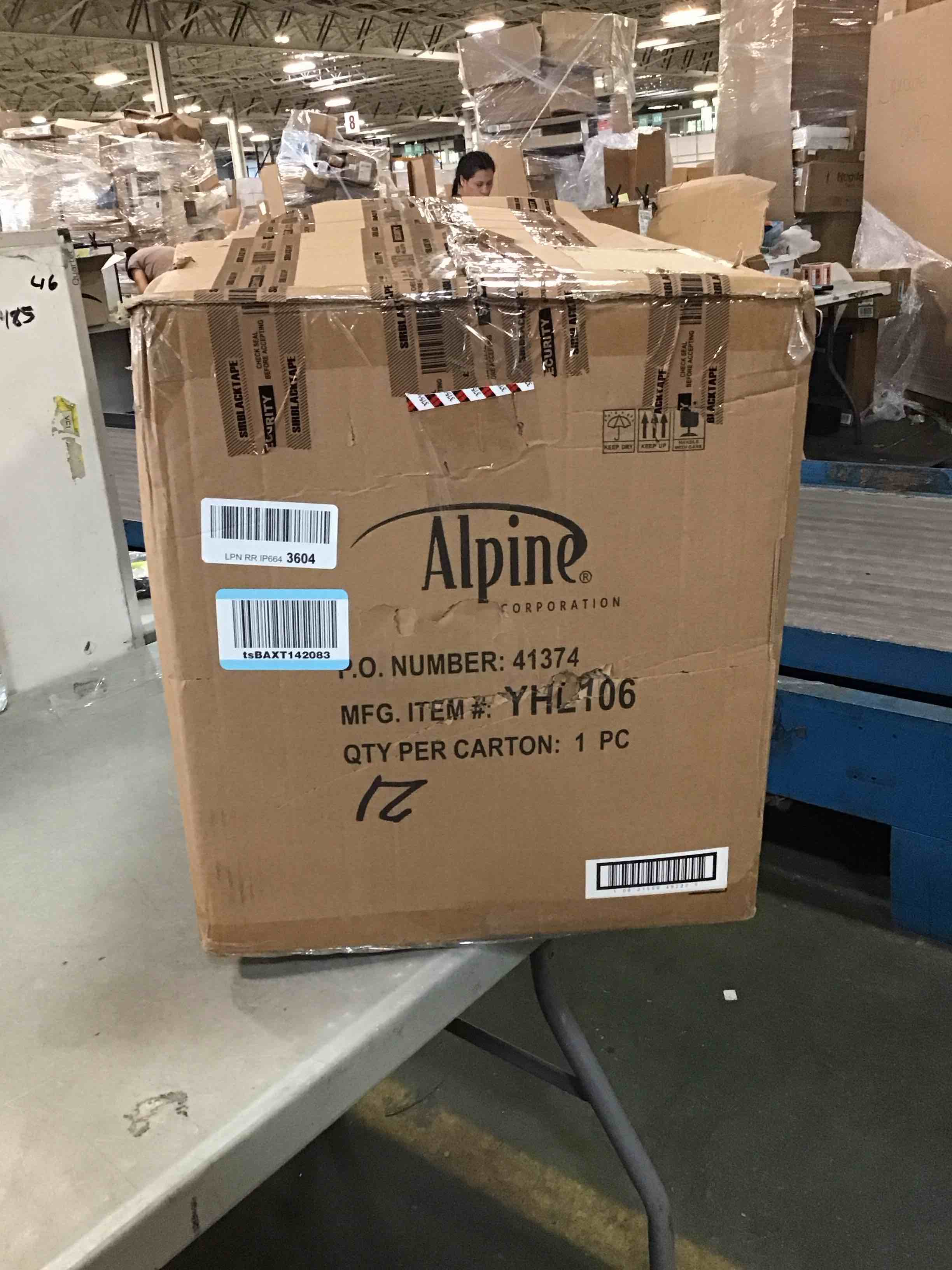 https://s3.amazonaws.com/lotting-images-prod/bidfta/BLU6602891_1719274107325.jpeg
