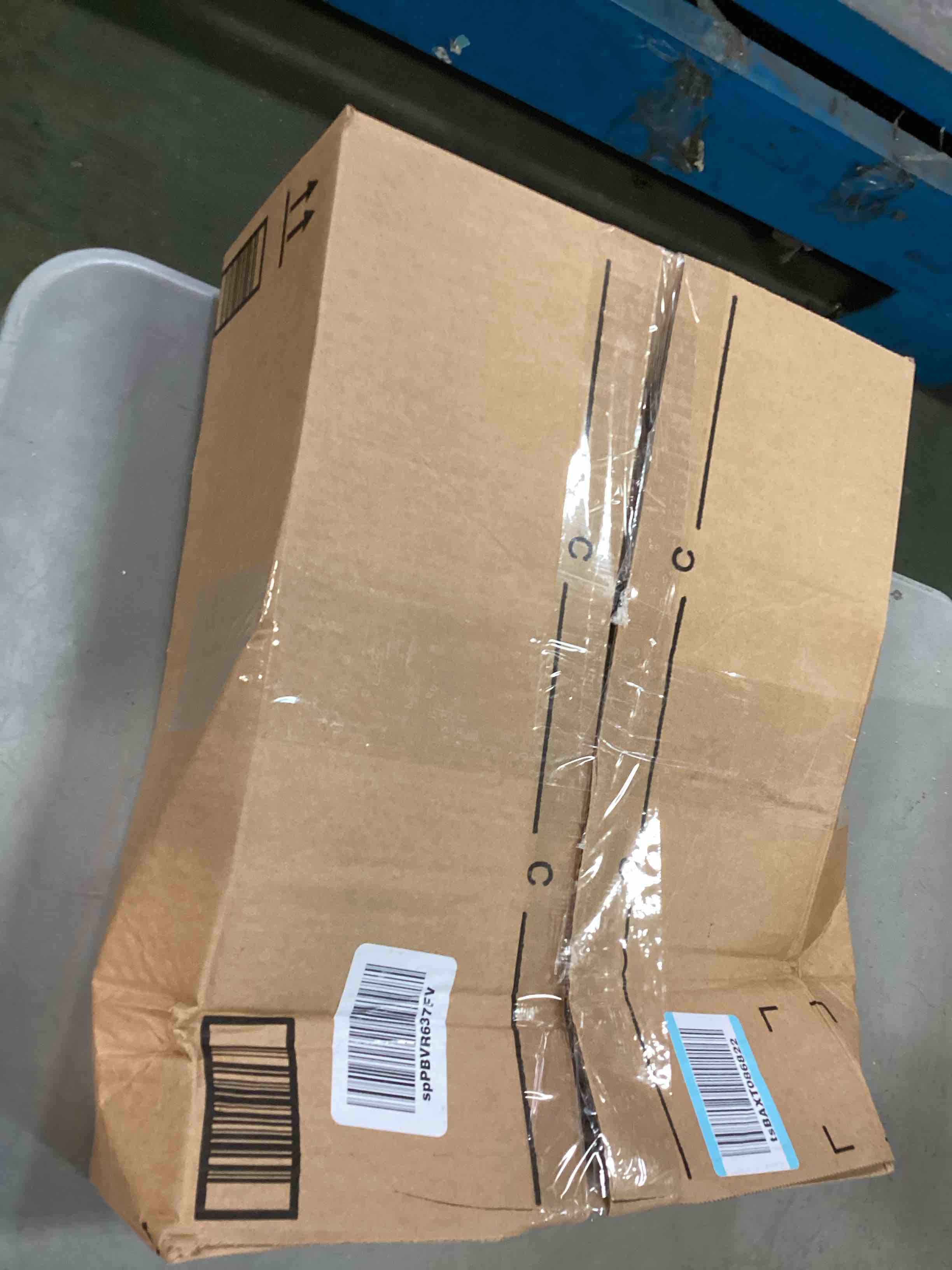 https://s3.amazonaws.com/lotting-images-prod/bidfta/BLU6603095_1719330552053.jpeg