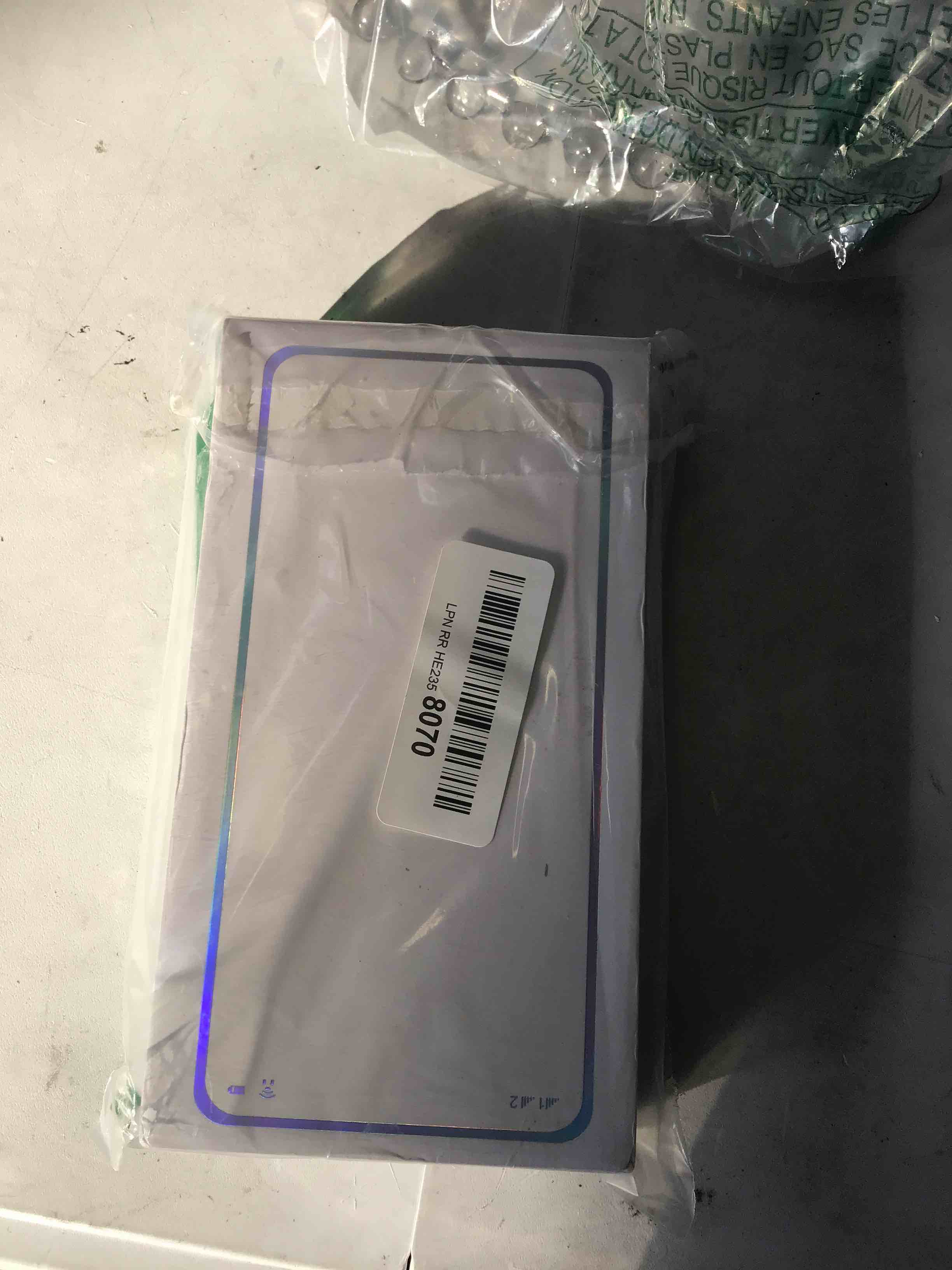 https://s3.amazonaws.com/lotting-images-prod/bidfta/BLU6603449_1718664231389.jpeg