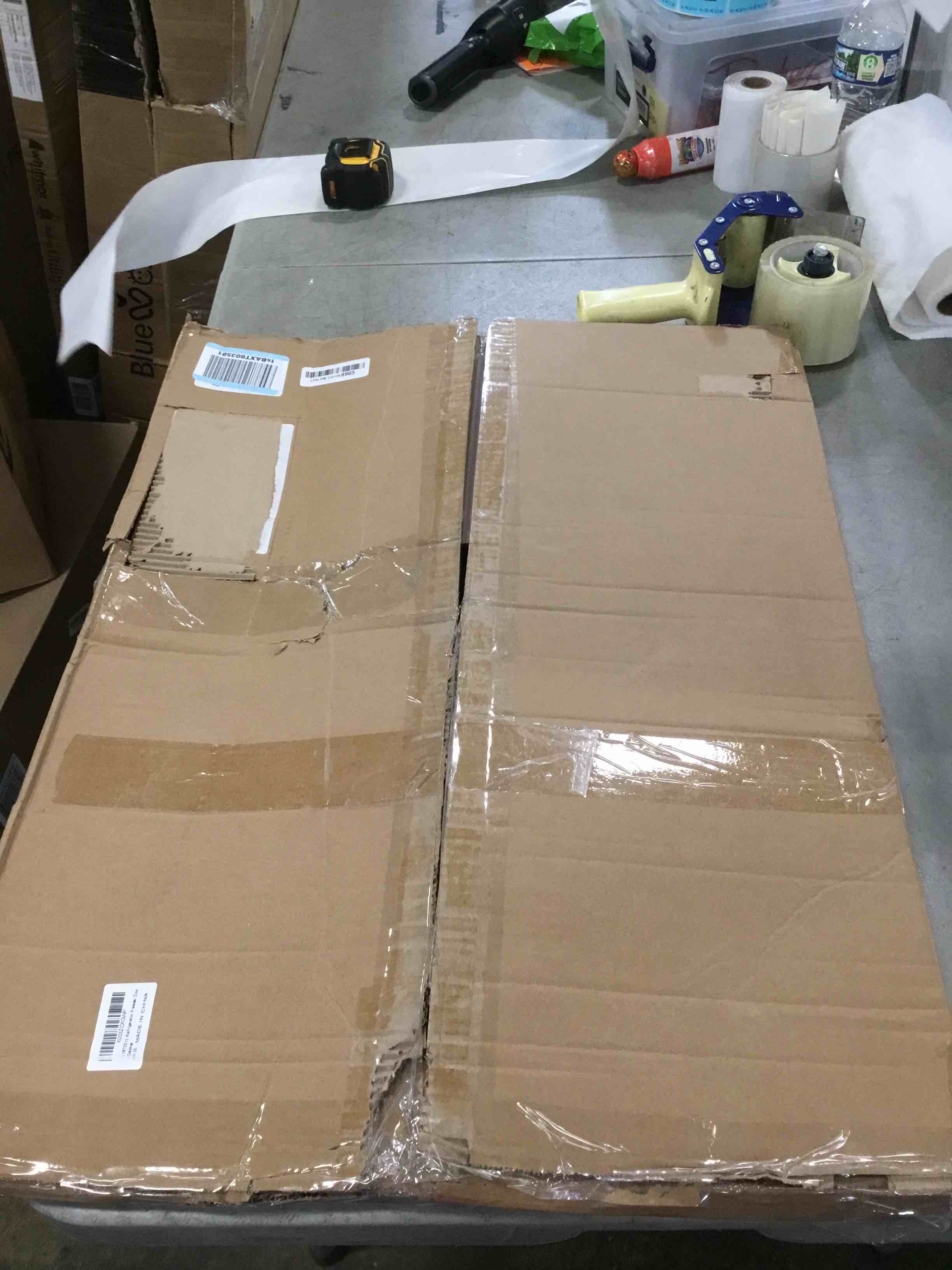 https://s3.amazonaws.com/lotting-images-prod/bidfta/BLU6603670_1719245626426.jpeg