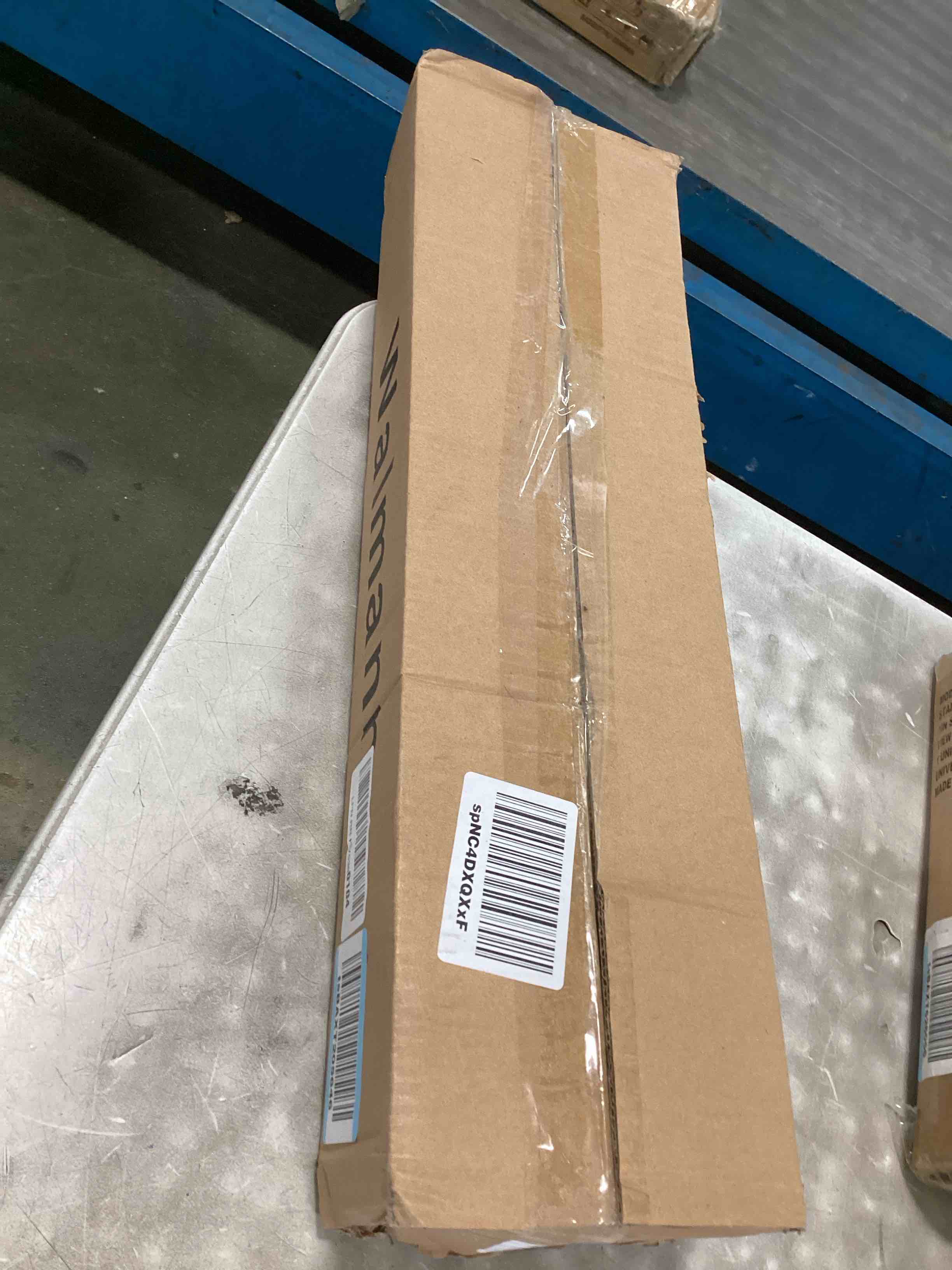https://s3.amazonaws.com/lotting-images-prod/bidfta/BLU6604118_1719353053312.jpeg