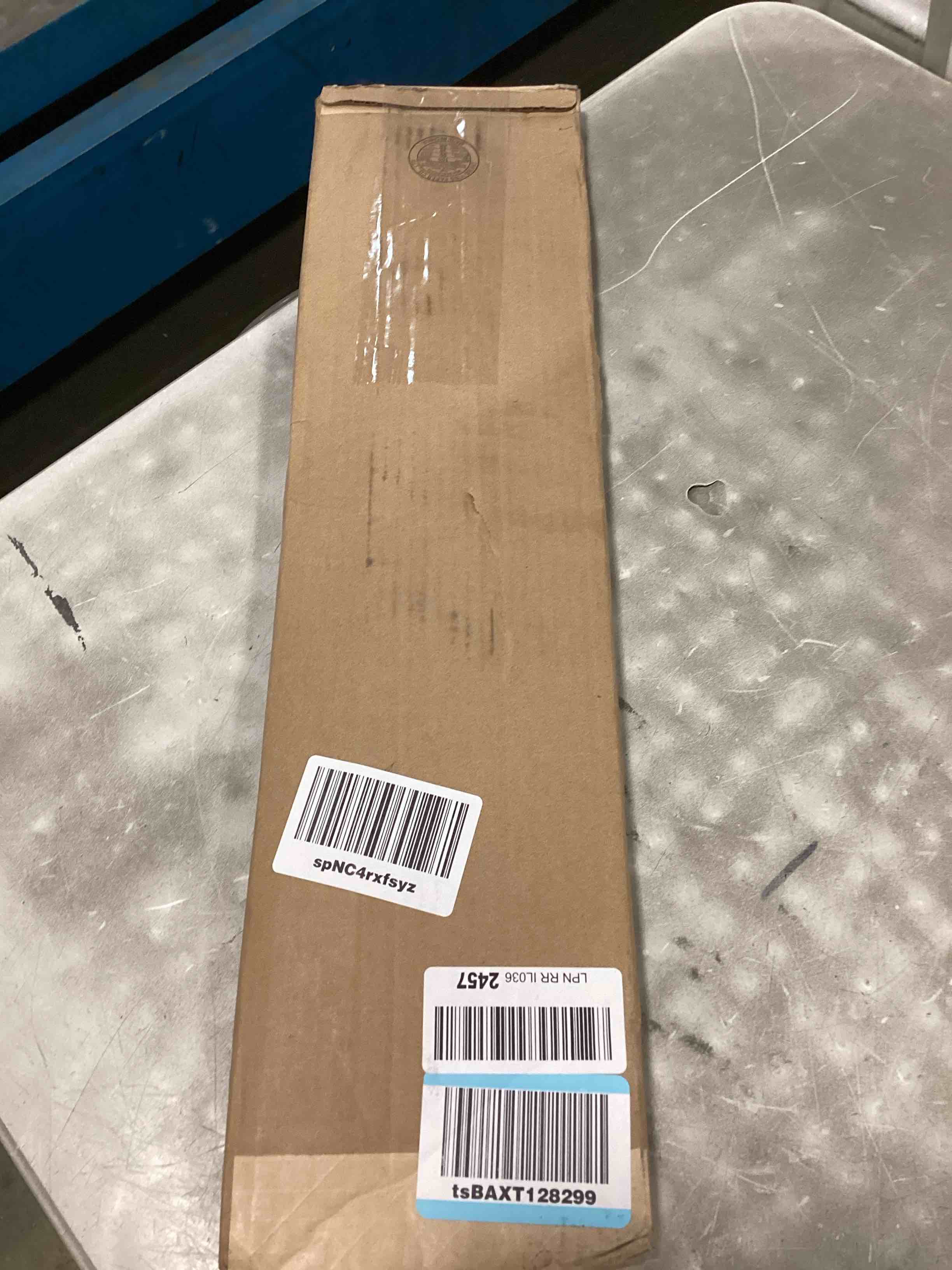https://s3.amazonaws.com/lotting-images-prod/bidfta/BLU6604131_1719354867299.jpeg