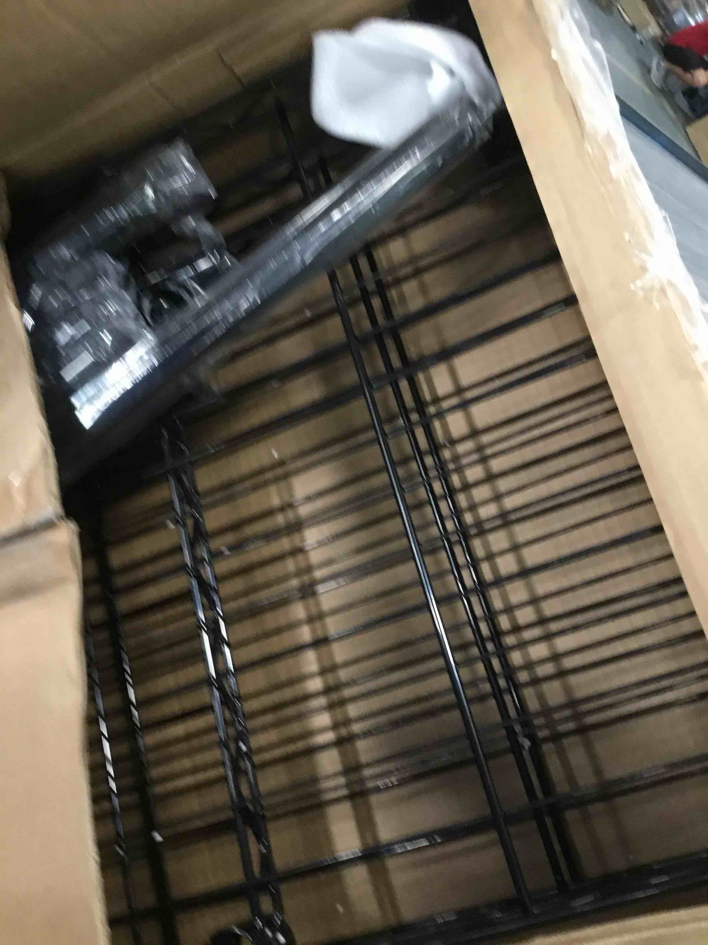 https://s3.amazonaws.com/lotting-images-prod/bidfta/BLU6604631_1719487746712.jpeg