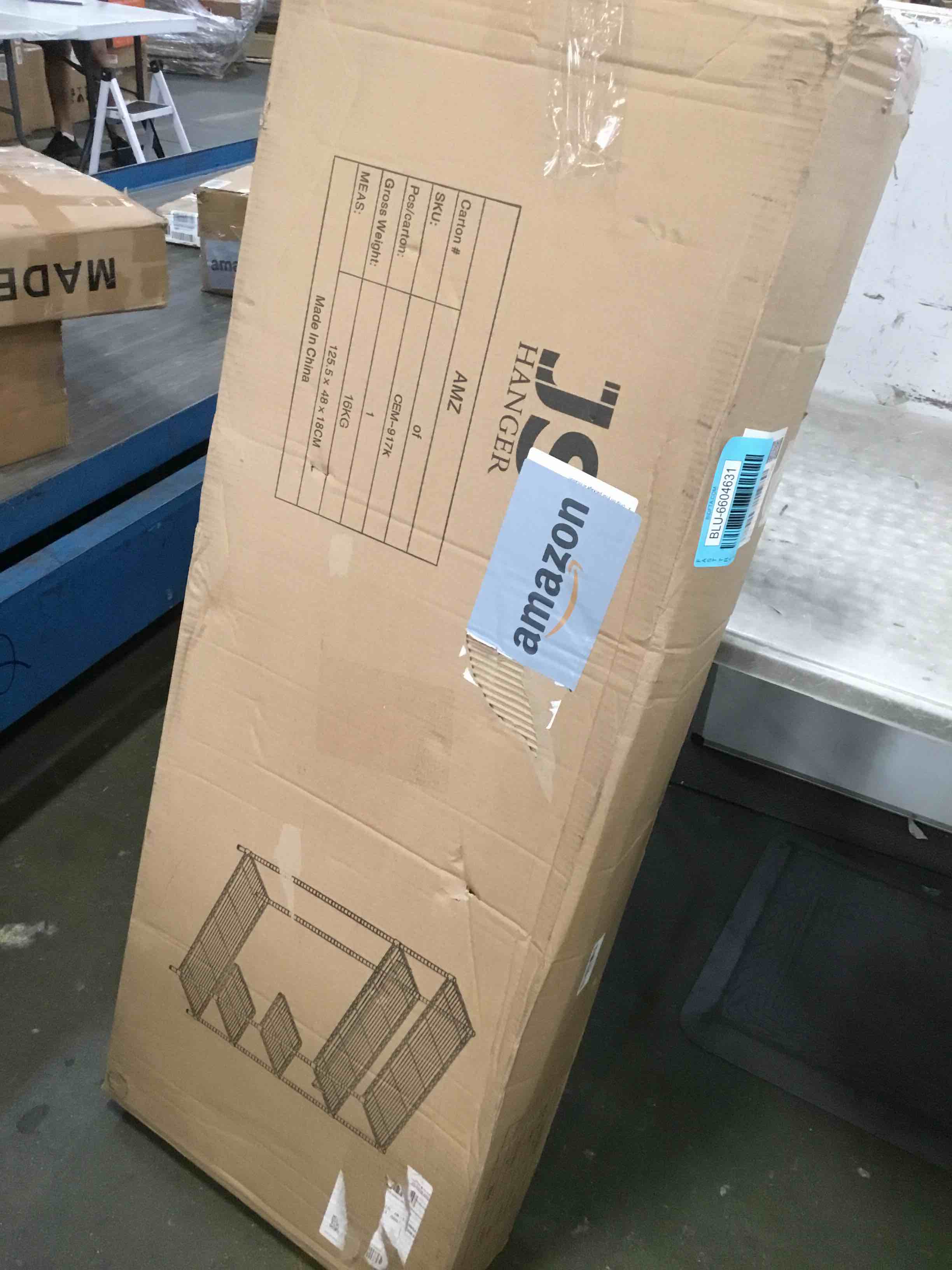 https://s3.amazonaws.com/lotting-images-prod/bidfta/BLU6604631_1719487815611.jpeg