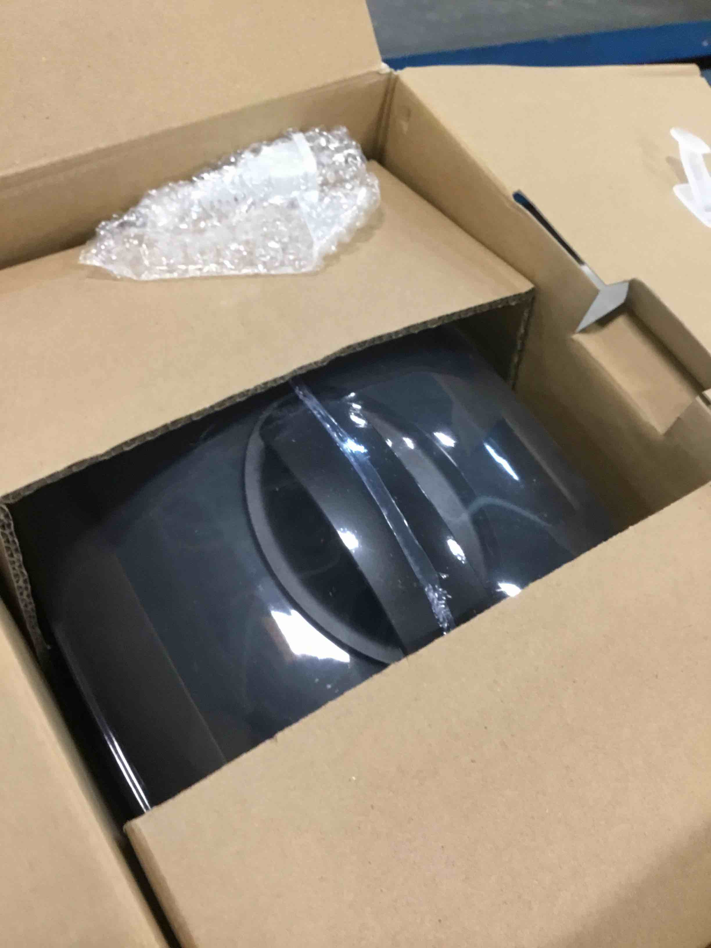https://s3.amazonaws.com/lotting-images-prod/bidfta/BLU6604728_1719499195654.jpeg