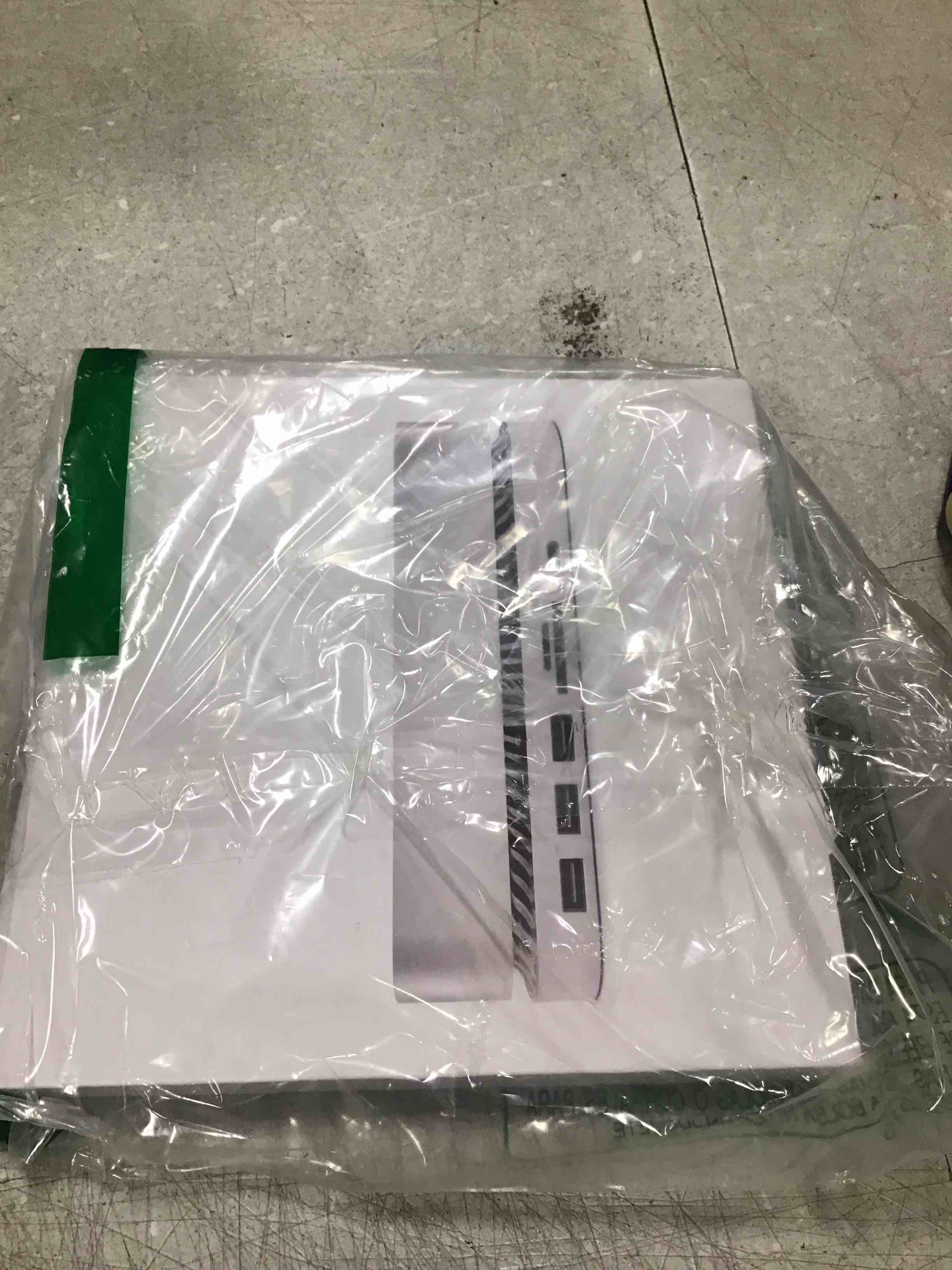 https://s3.amazonaws.com/lotting-images-prod/bidfta/BLU6606500_1718682380308.jpeg