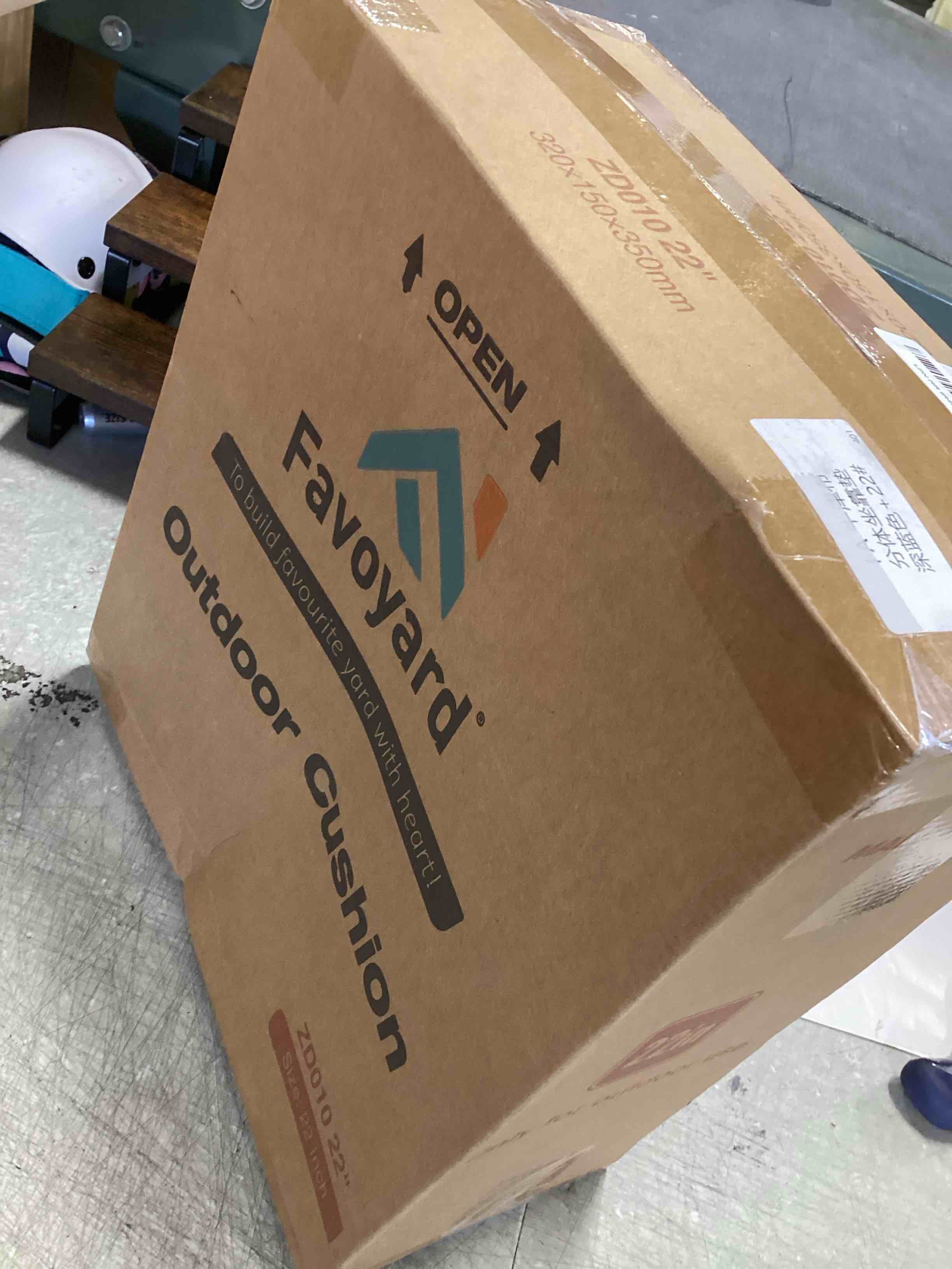 https://s3.amazonaws.com/lotting-images-prod/bidfta/BLU6607286_1719253907645.jpeg