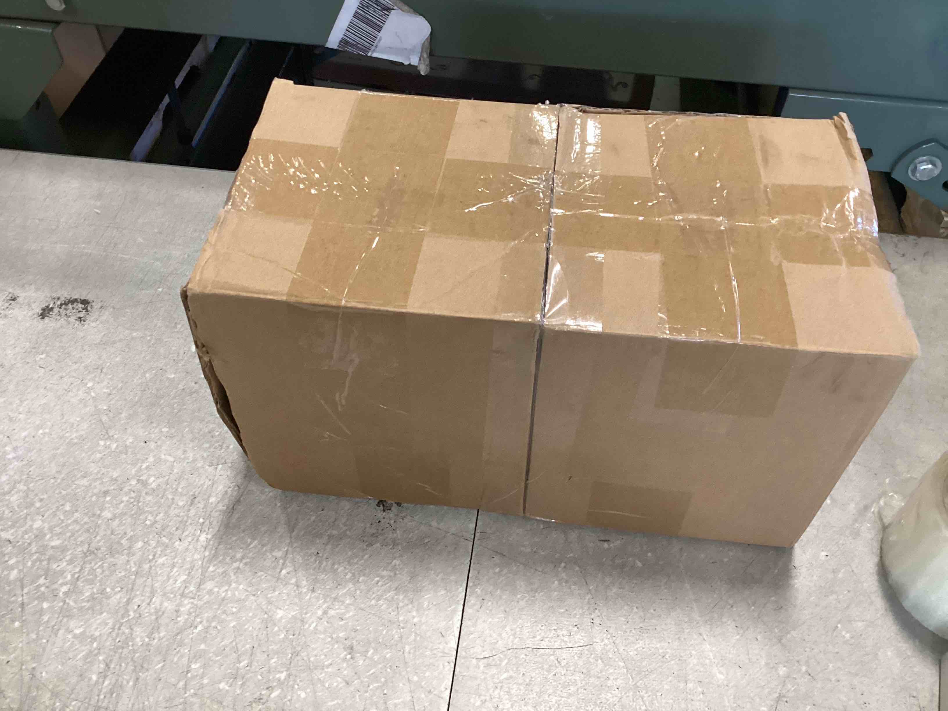 https://s3.amazonaws.com/lotting-images-prod/bidfta/BLU6607693_1719492205378.jpeg