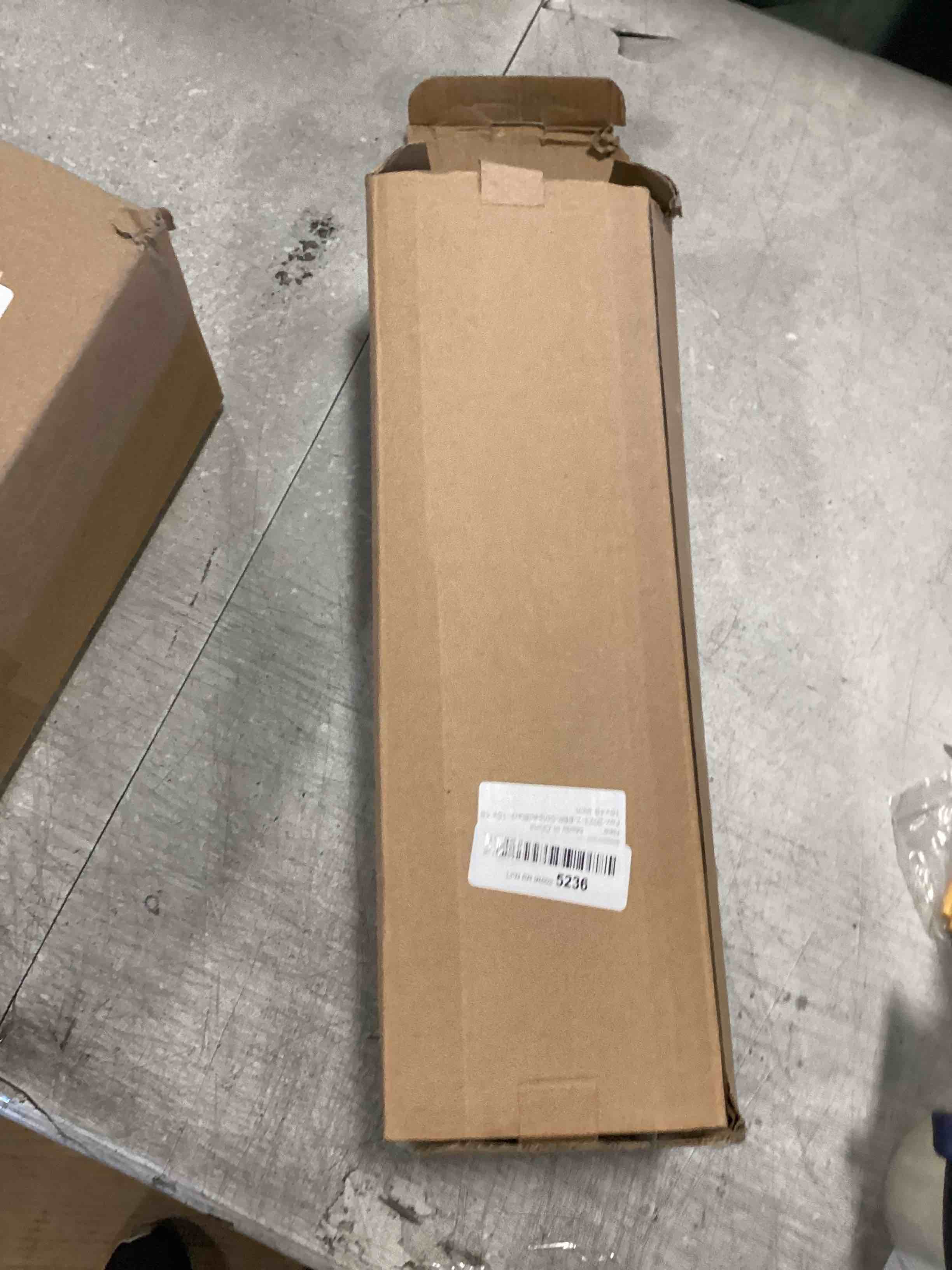 https://s3.amazonaws.com/lotting-images-prod/bidfta/BLU6607765_1719499654502.jpeg