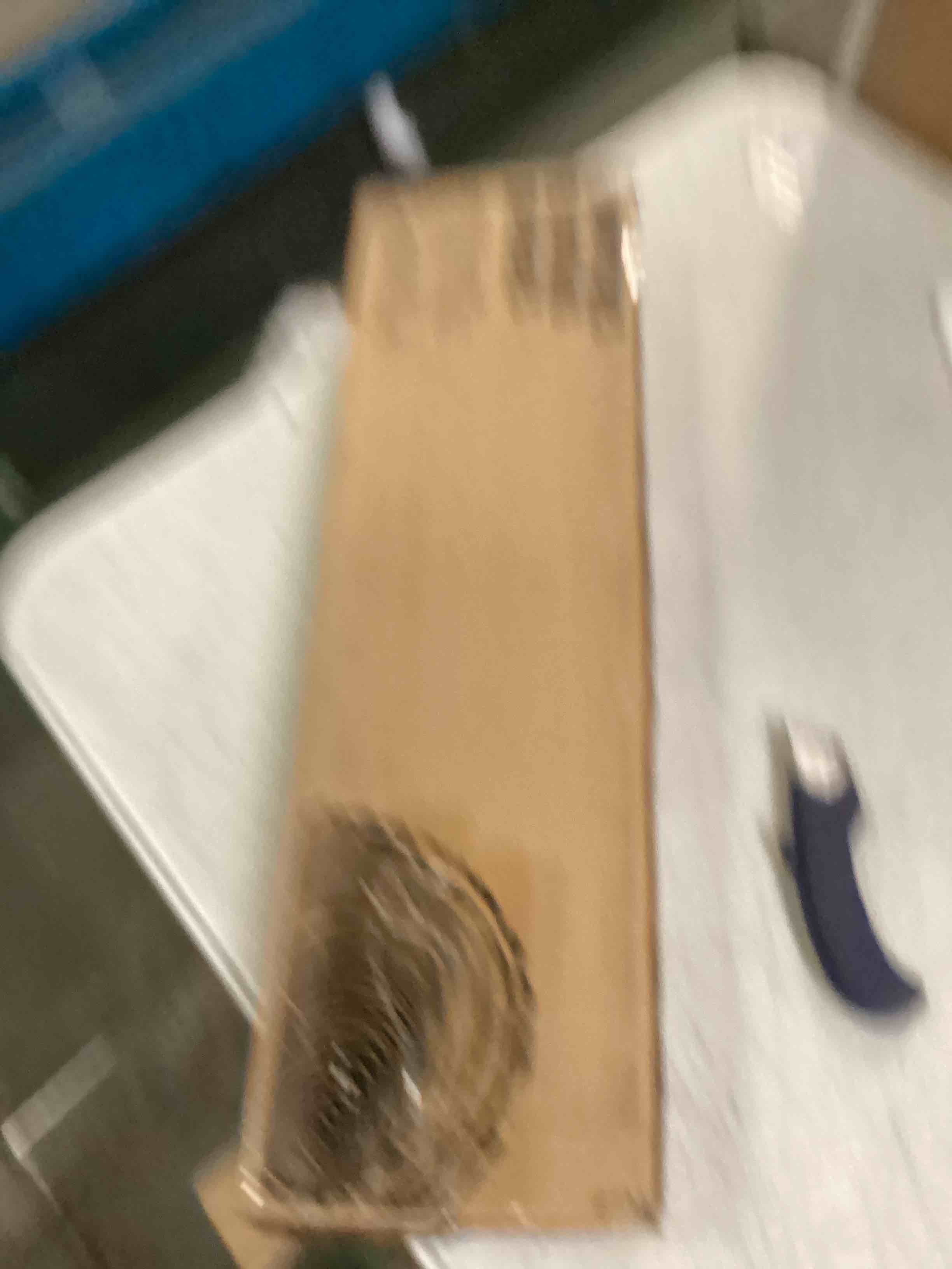 https://s3.amazonaws.com/lotting-images-prod/bidfta/BLU6608367_1717859968008.jpeg