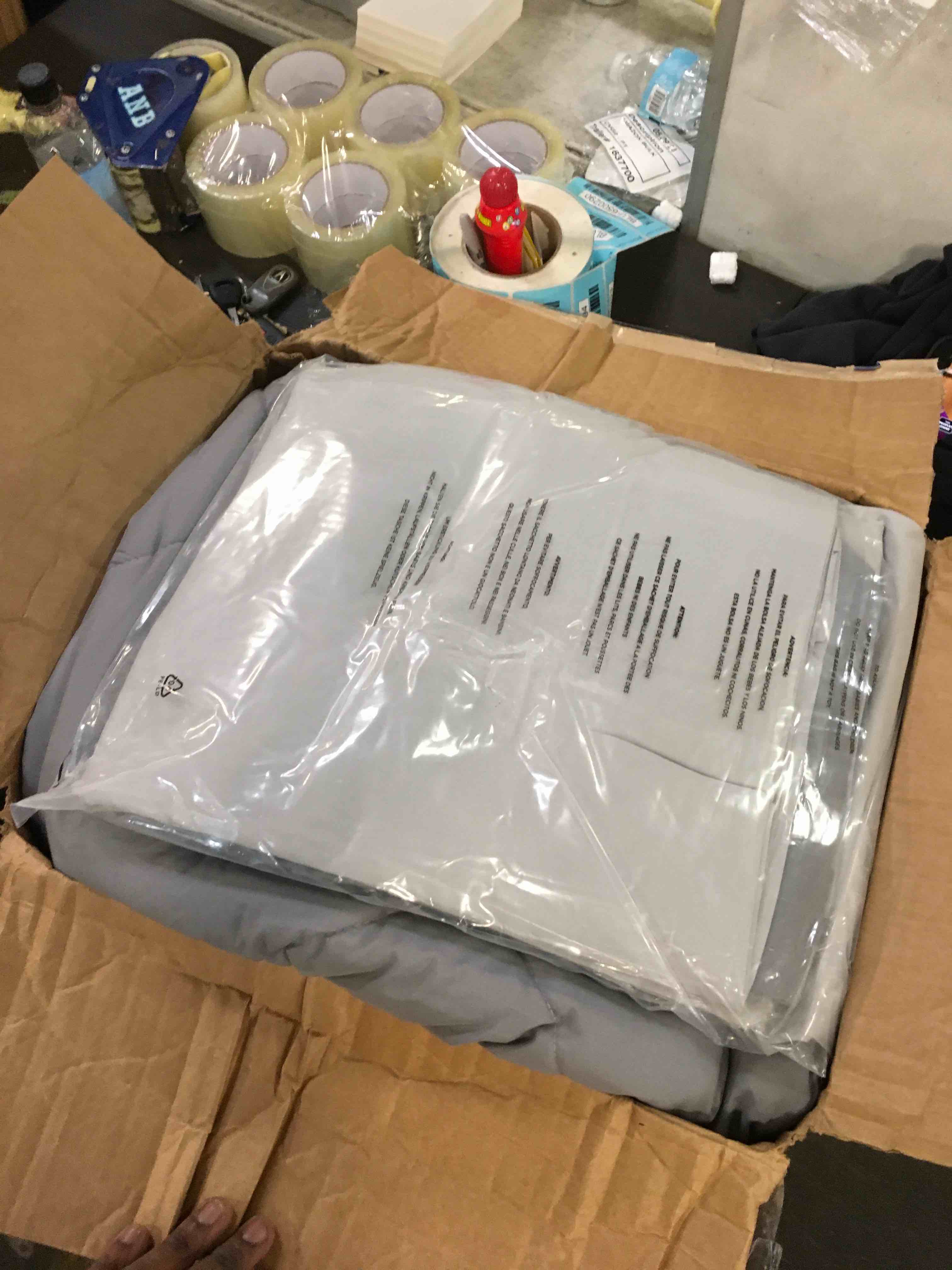 https://s3.amazonaws.com/lotting-images-prod/bidfta/BLU6608459_1718035700000.jpeg