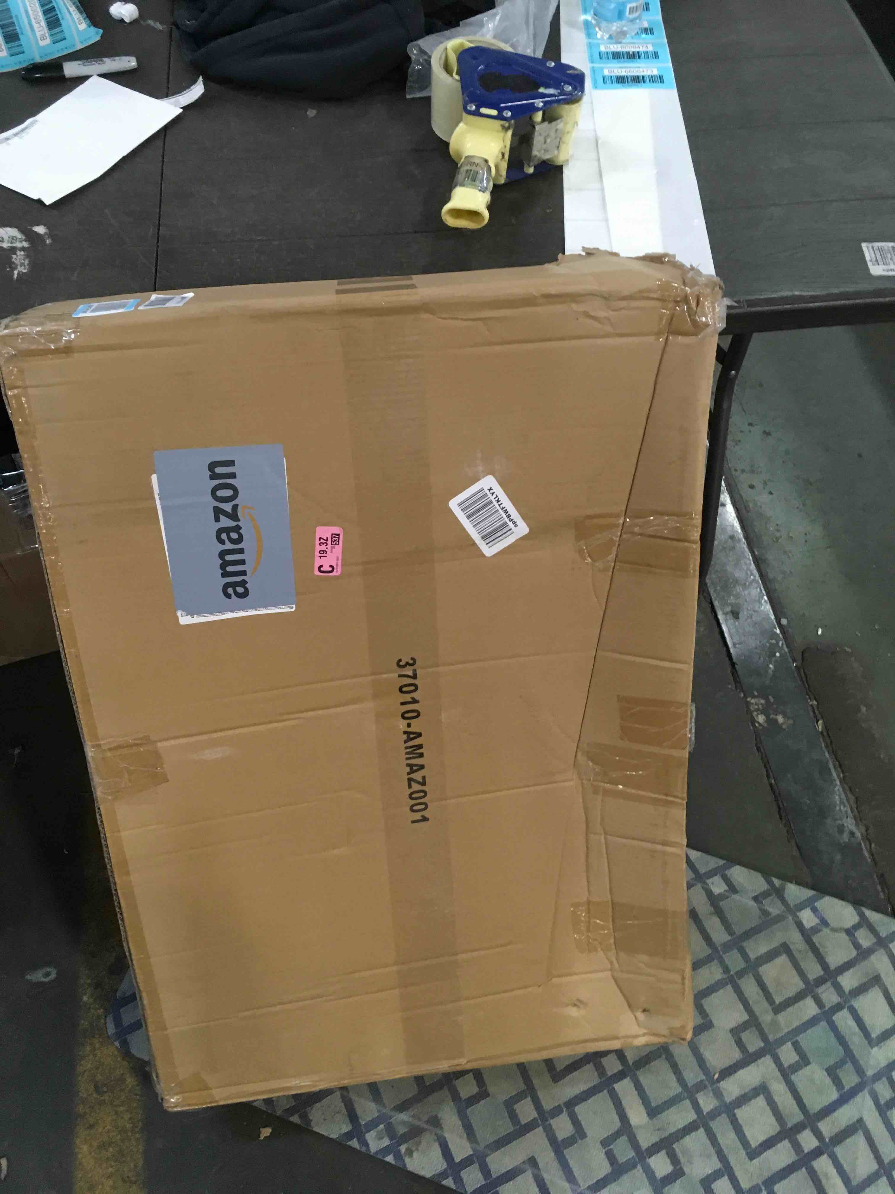 https://s3.amazonaws.com/lotting-images-prod/bidfta/BLU6608473_1718037115352.jpeg
