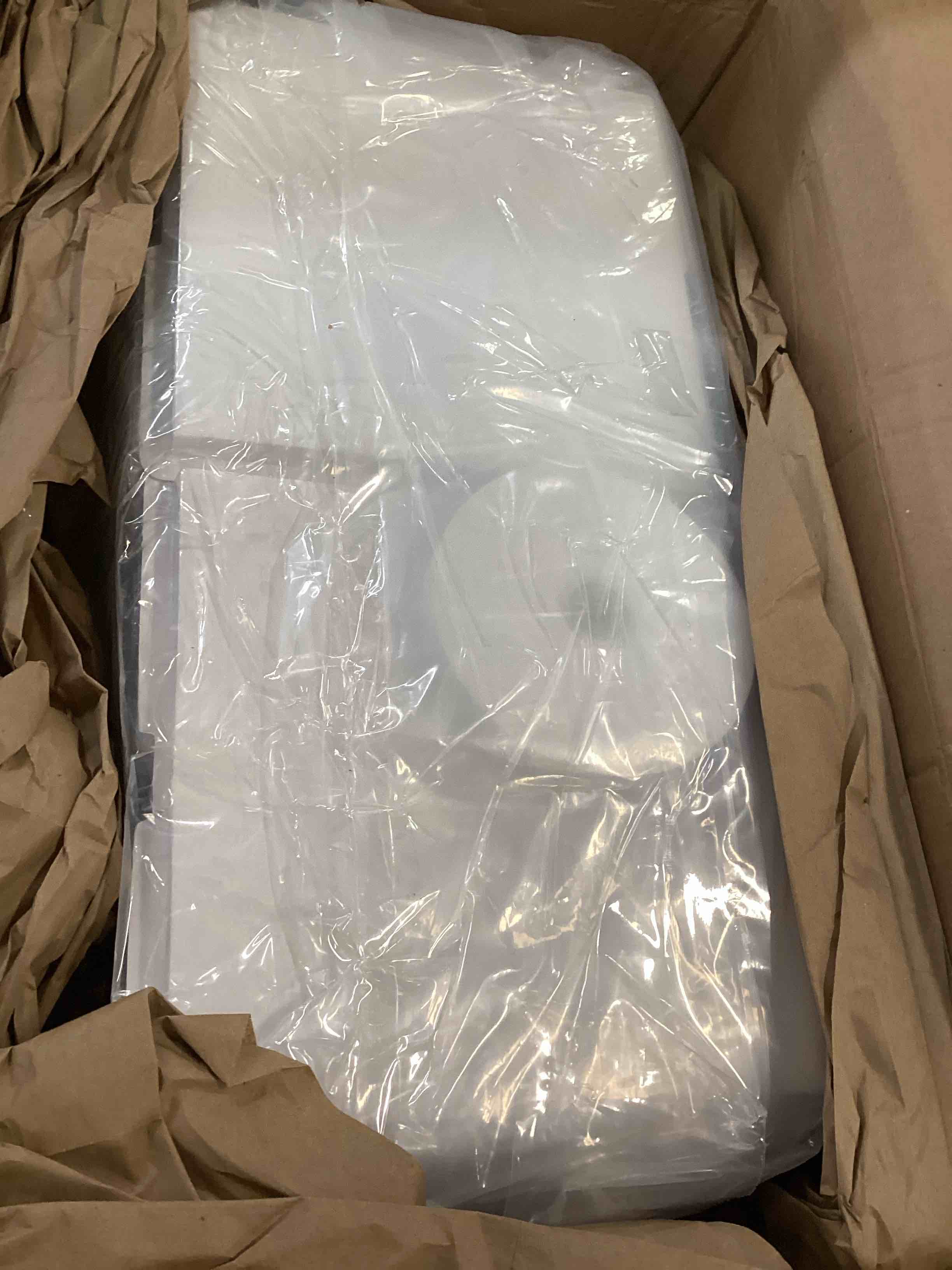 https://s3.amazonaws.com/lotting-images-prod/bidfta/BLU6608793_1718471890673.jpeg
