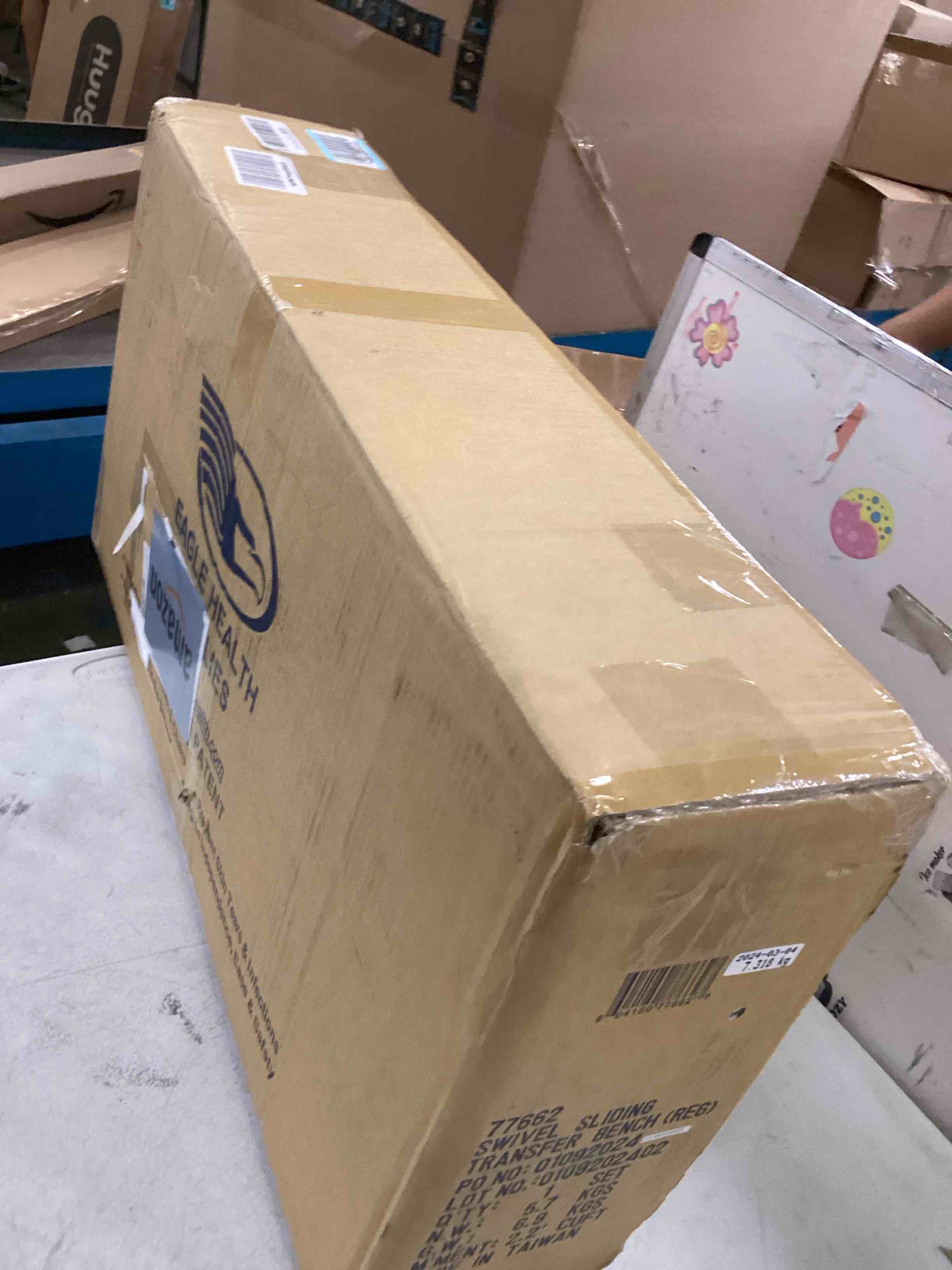 https://s3.amazonaws.com/lotting-images-prod/bidfta/BLU6609332_1719315333350.jpeg
