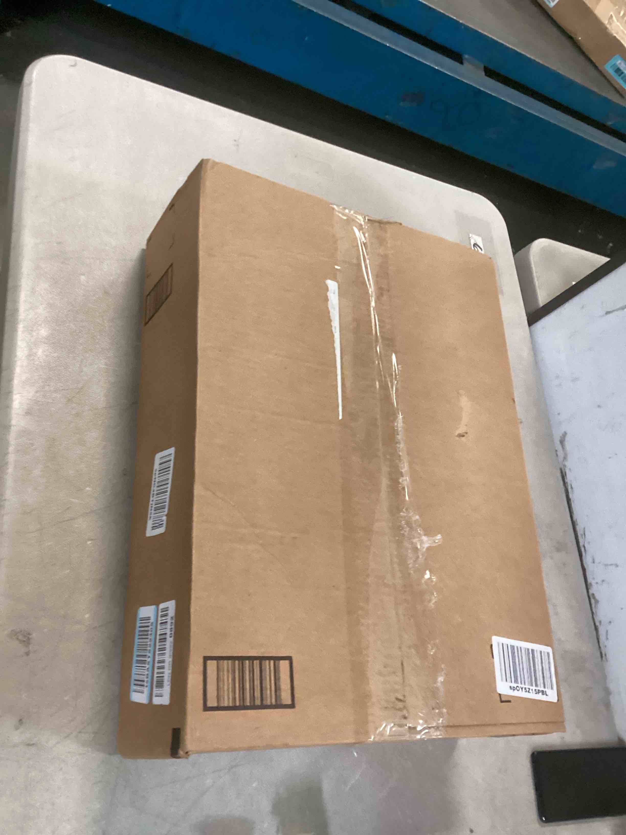 https://s3.amazonaws.com/lotting-images-prod/bidfta/BLU6611951_1718299108190.jpeg