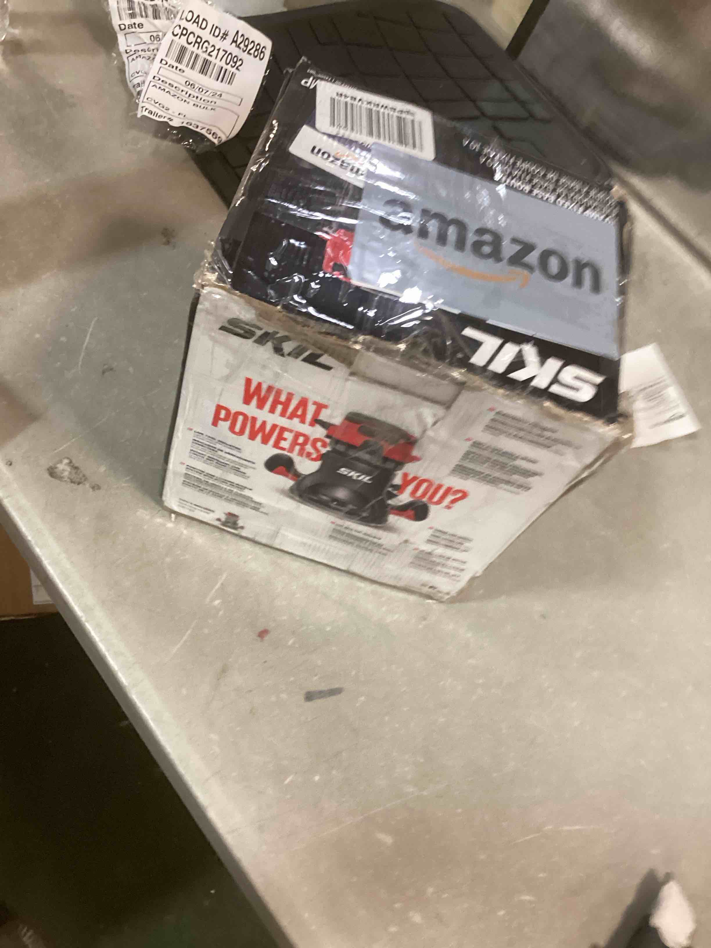 https://s3.amazonaws.com/lotting-images-prod/bidfta/BLU6612229_1718389118117.jpeg