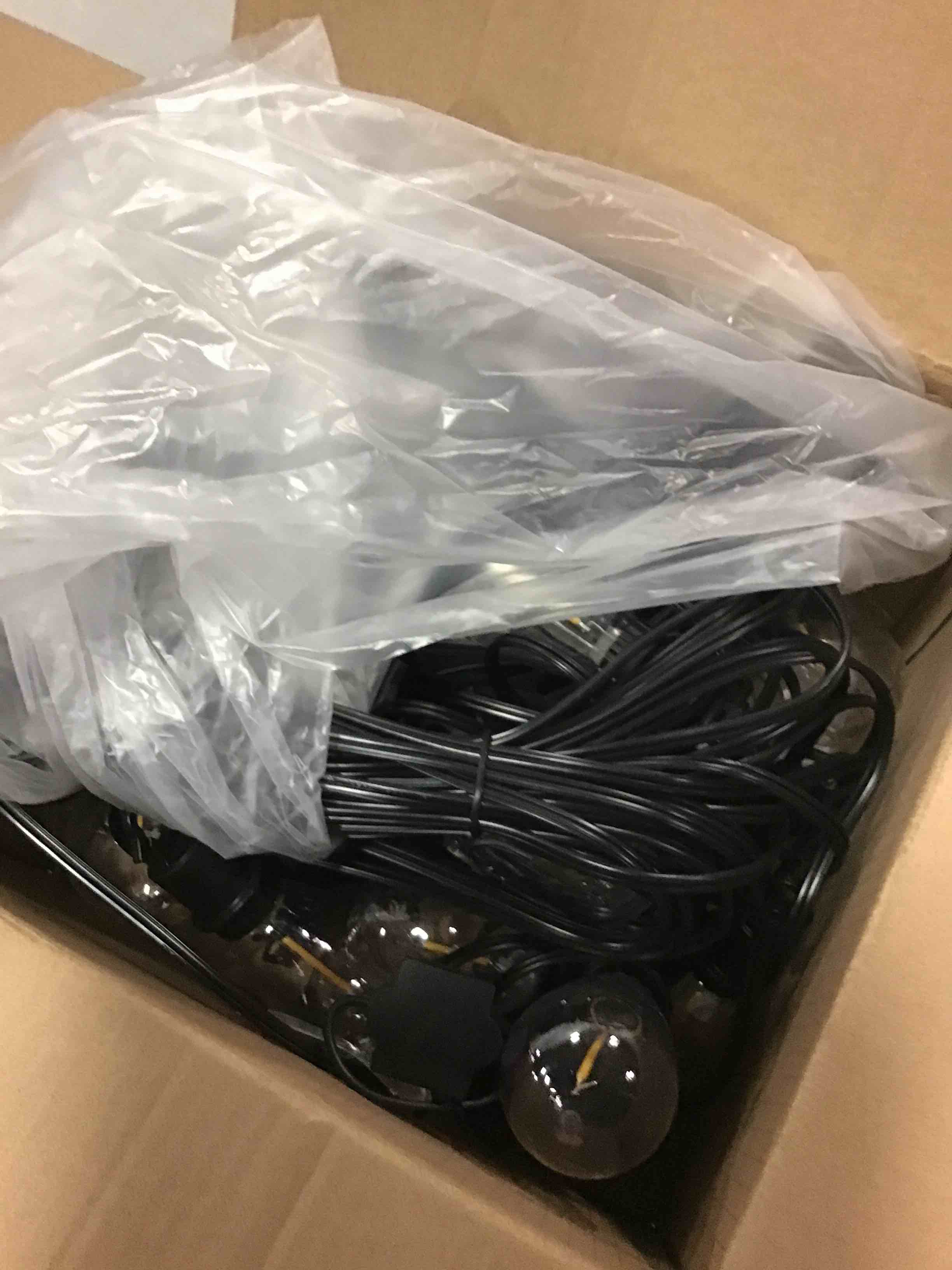 https://s3.amazonaws.com/lotting-images-prod/bidfta/BLU6612475_1717586786767.jpeg