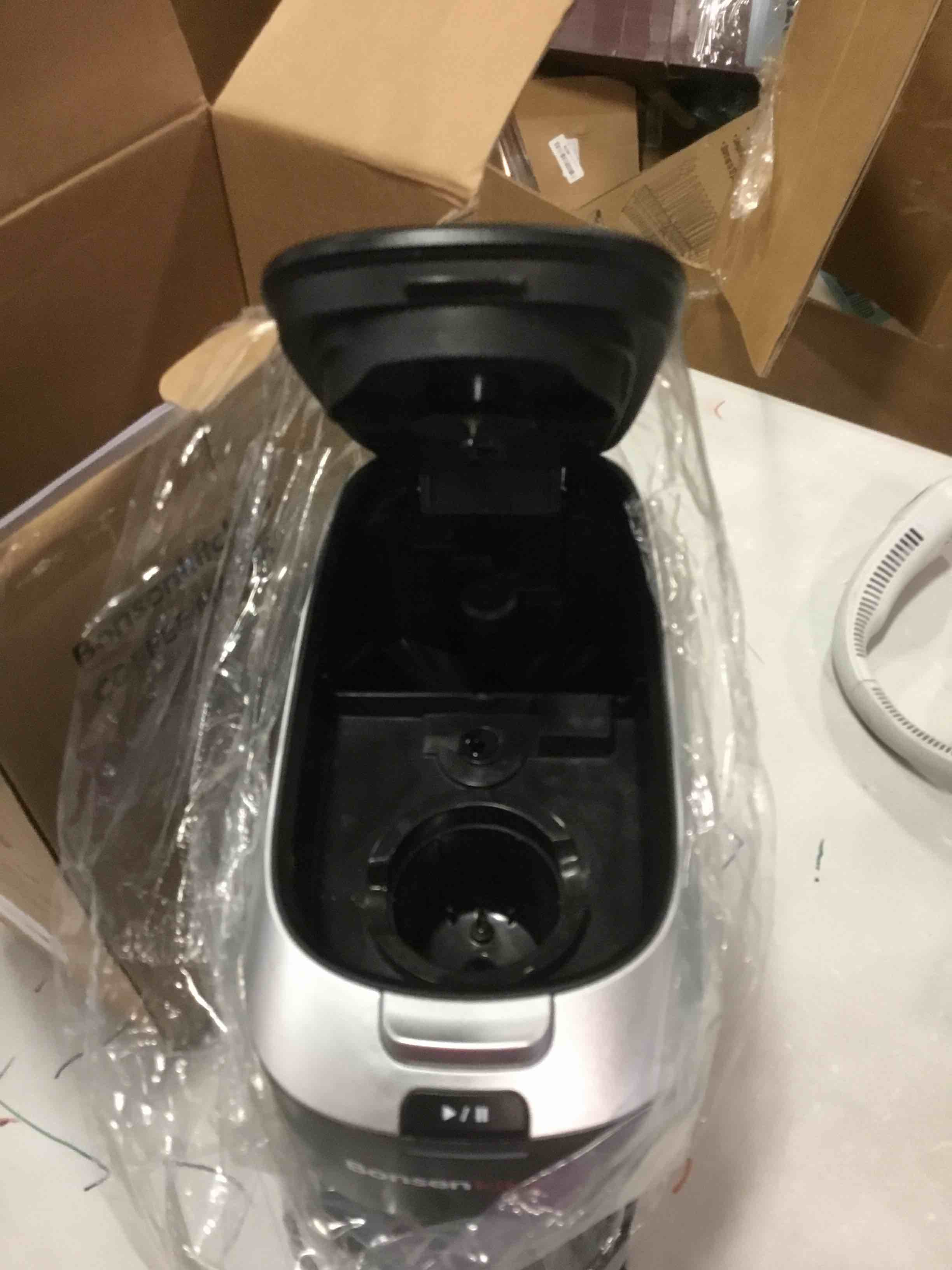 https://s3.amazonaws.com/lotting-images-prod/bidfta/BLU6613751_1718107956267.jpeg