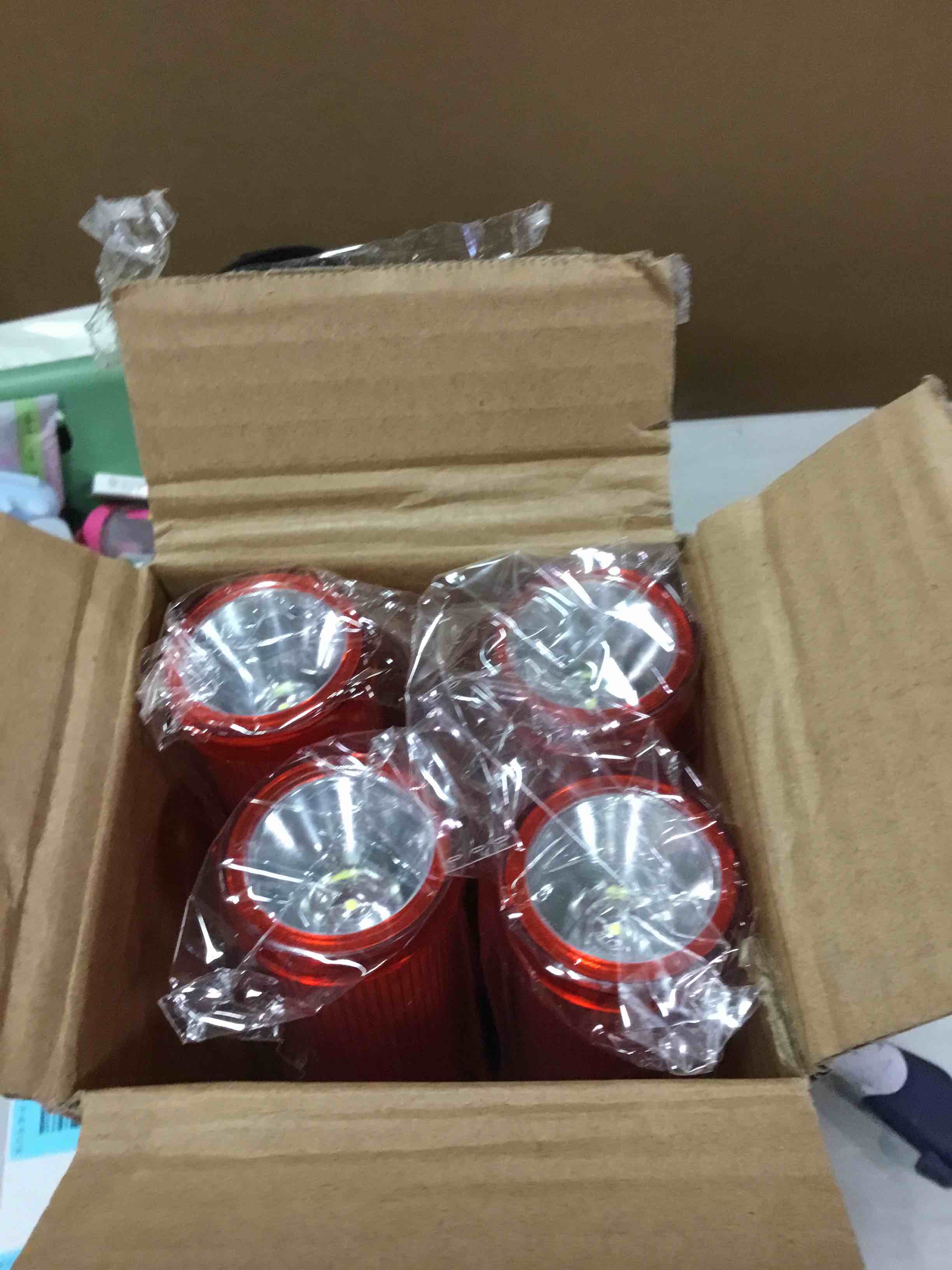 https://s3.amazonaws.com/lotting-images-prod/bidfta/BLU6613792_1718110488333.jpeg