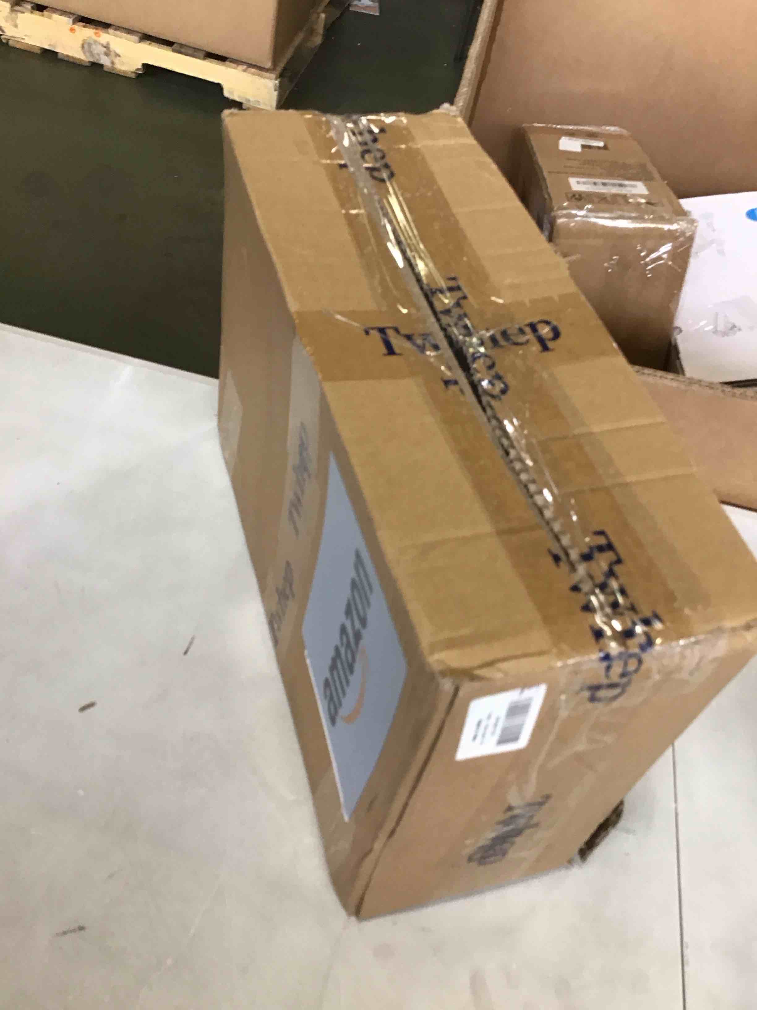 https://s3.amazonaws.com/lotting-images-prod/bidfta/BLU6615628_1717608172371.jpeg