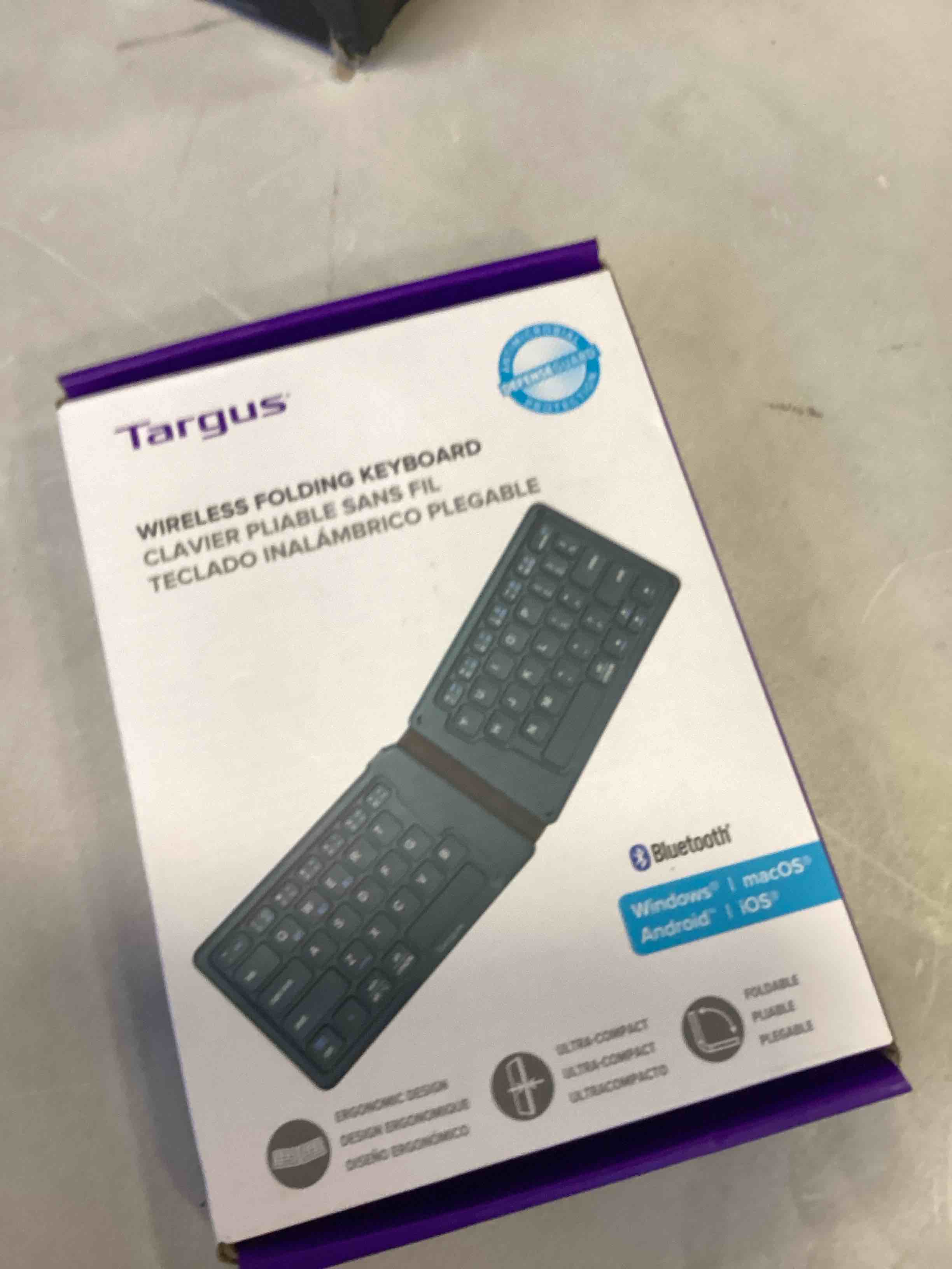 https://s3.amazonaws.com/lotting-images-prod/bidfta/BLU6615827_1717678026590.jpeg