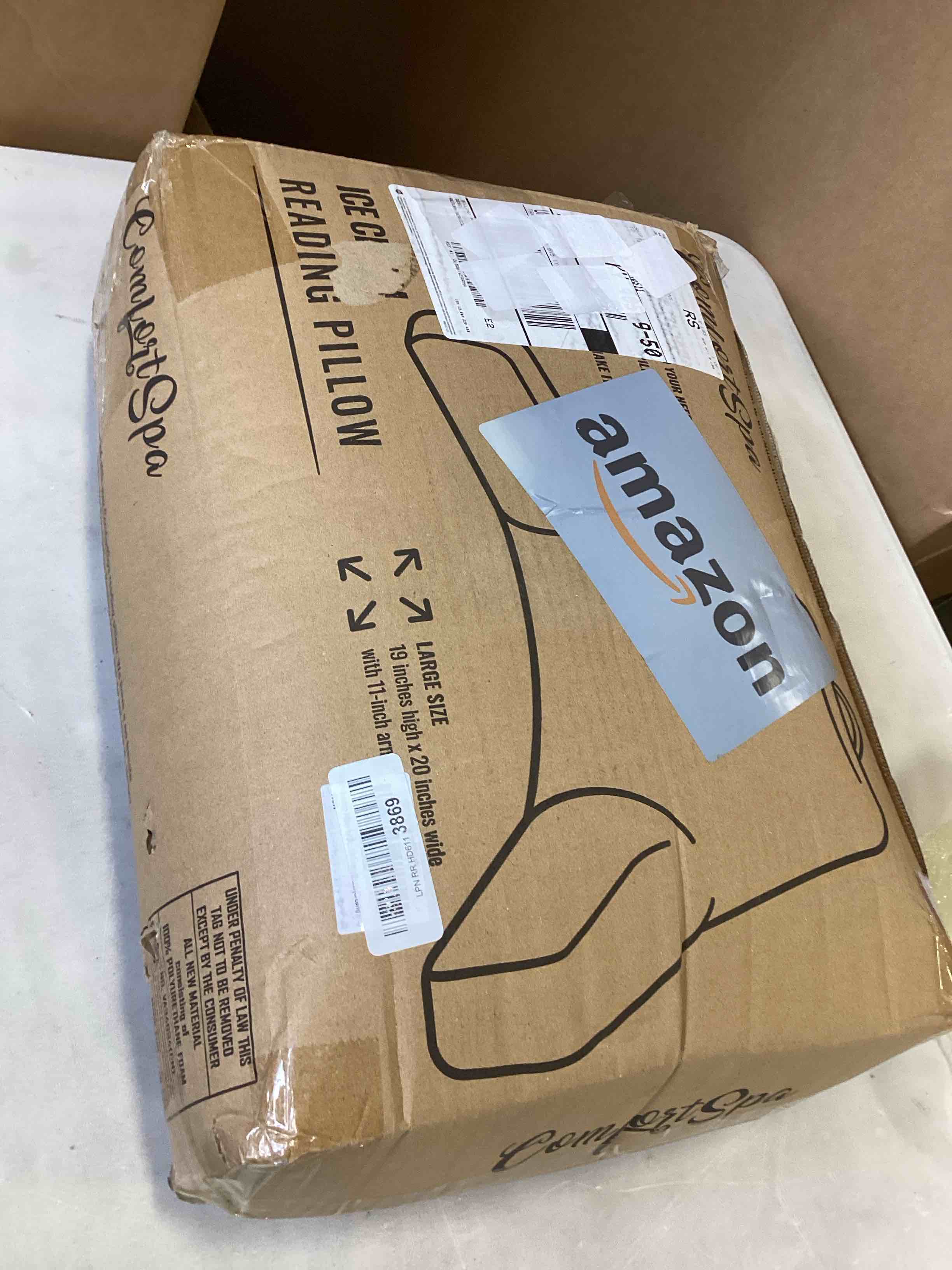 https://s3.amazonaws.com/lotting-images-prod/bidfta/BLU6616110_1717702833660.jpeg