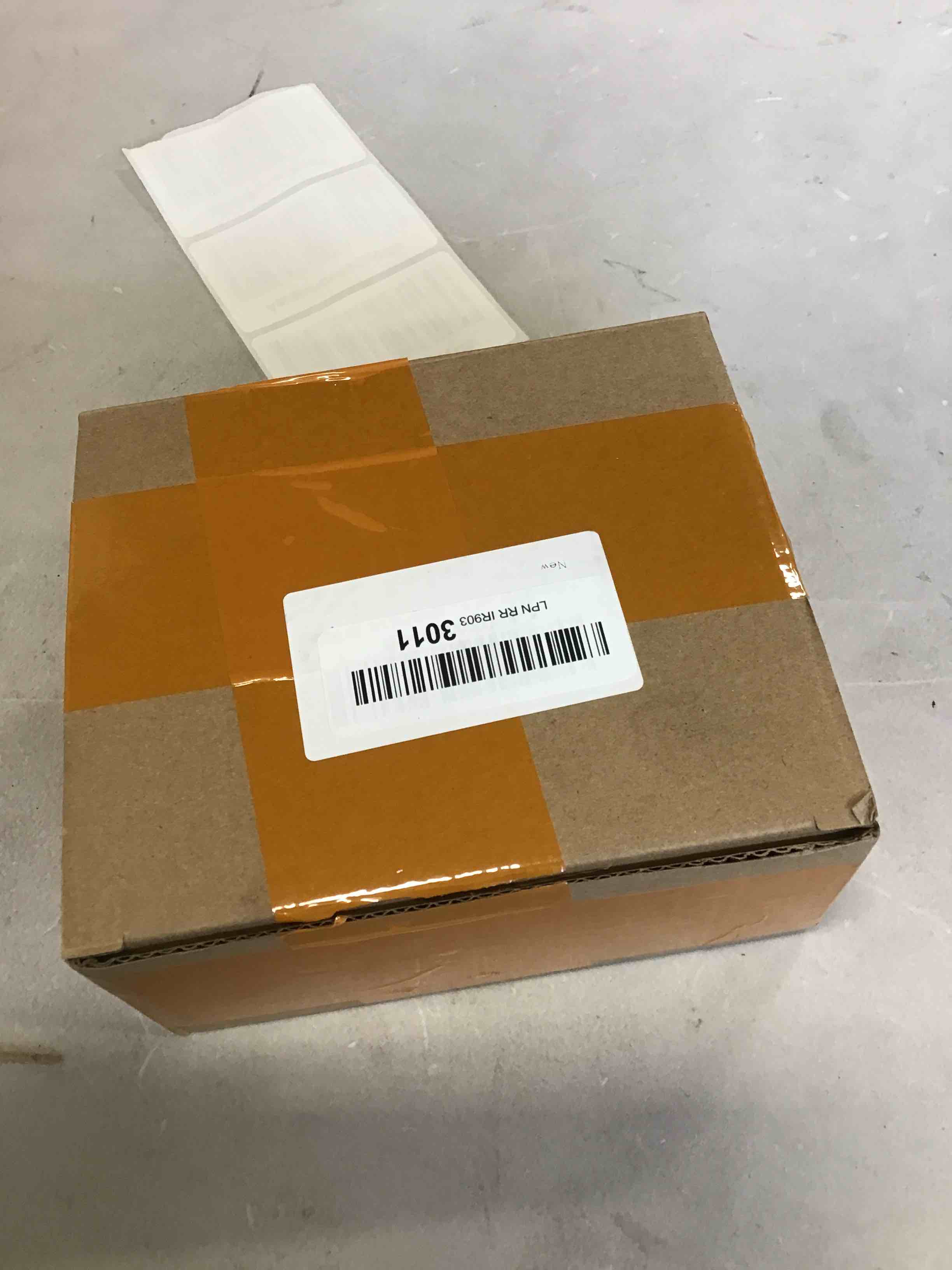 https://s3.amazonaws.com/lotting-images-prod/bidfta/BLU6616432_1717786532185.jpeg