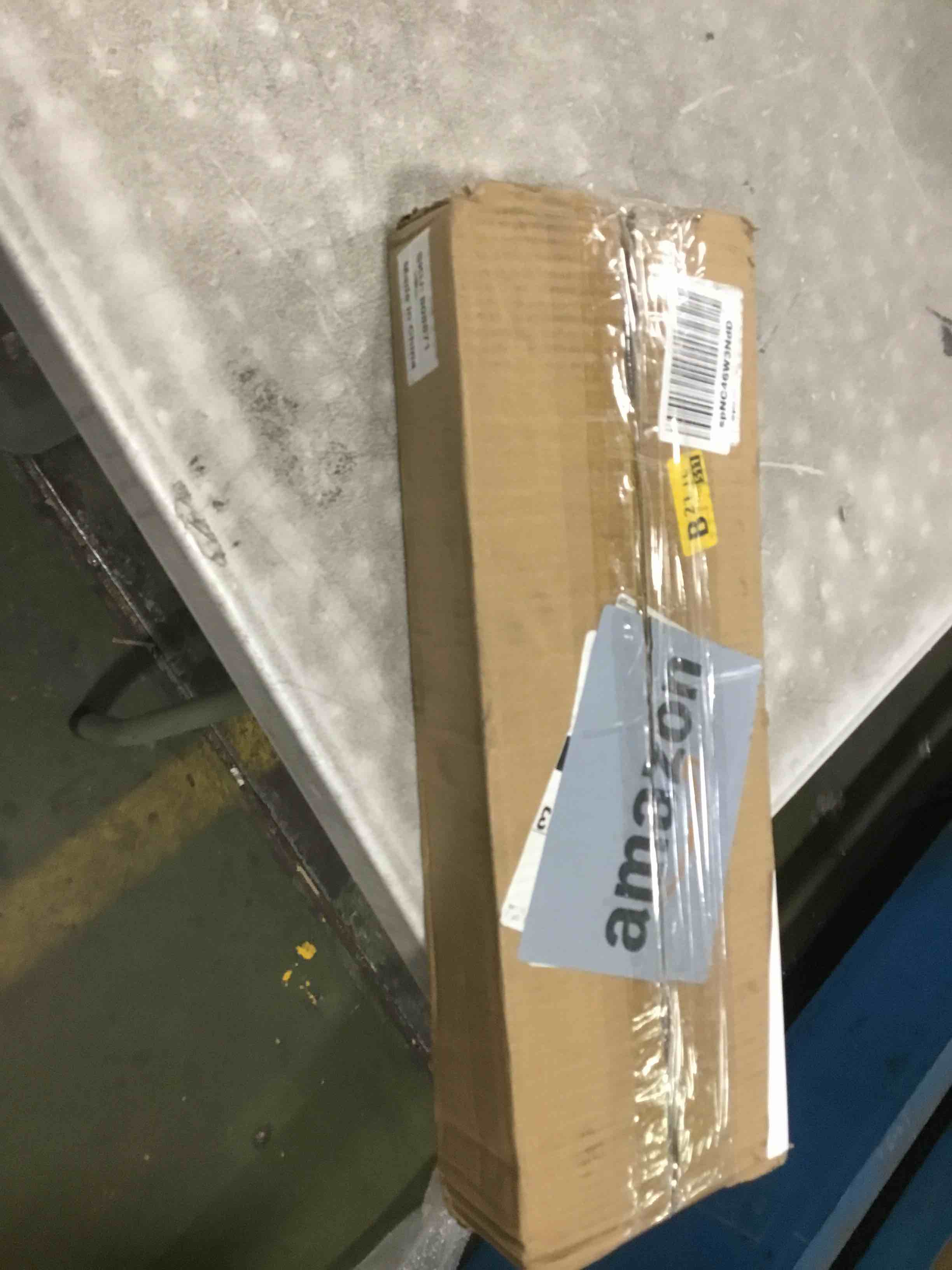 https://s3.amazonaws.com/lotting-images-prod/bidfta/BLU6616601_1718741226025.jpeg