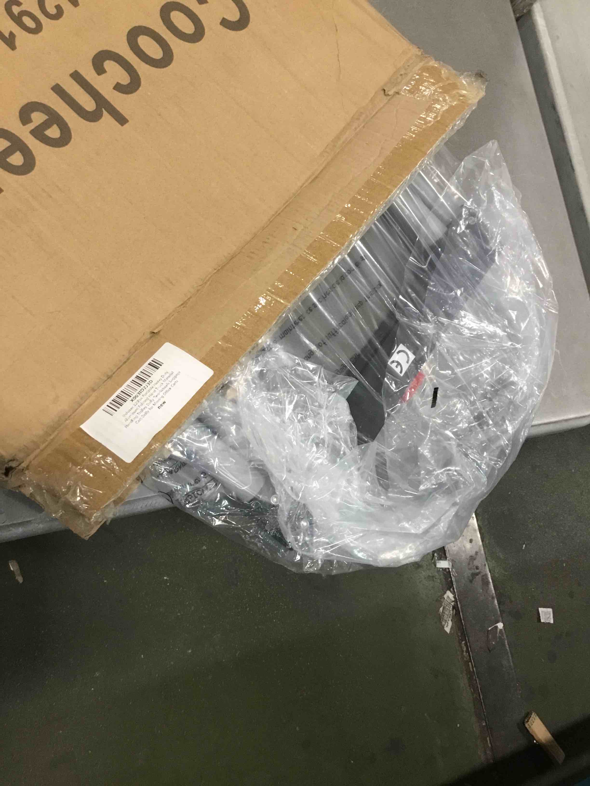 https://s3.amazonaws.com/lotting-images-prod/bidfta/BLU6616790_1718825127055.jpeg