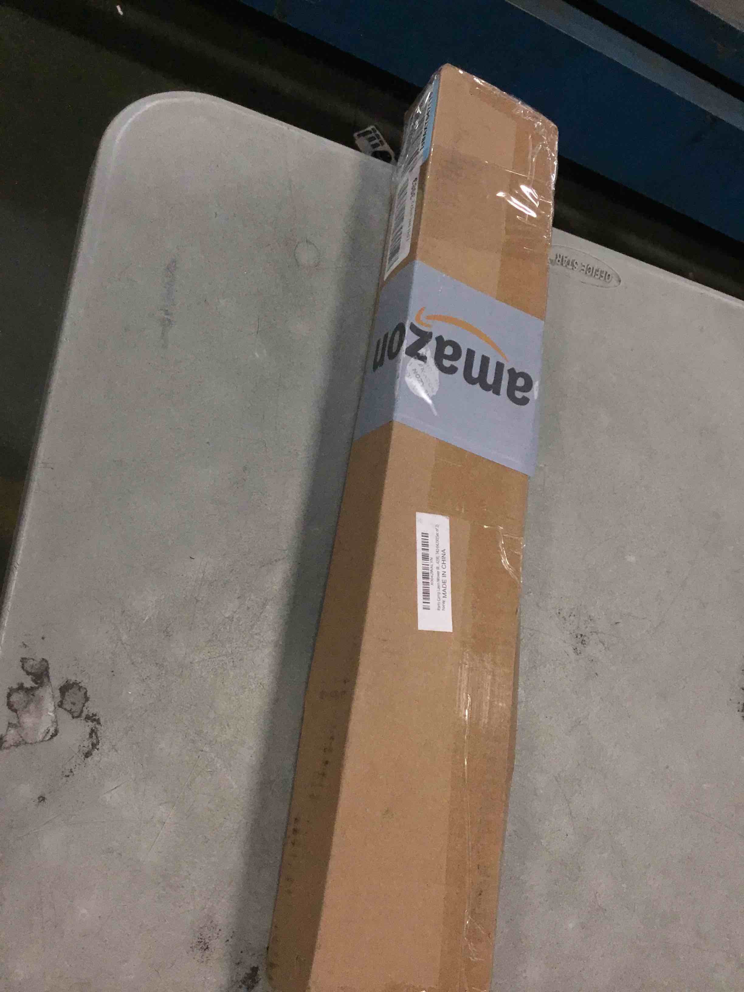 https://s3.amazonaws.com/lotting-images-prod/bidfta/BLU6616886_1718894267635.jpeg