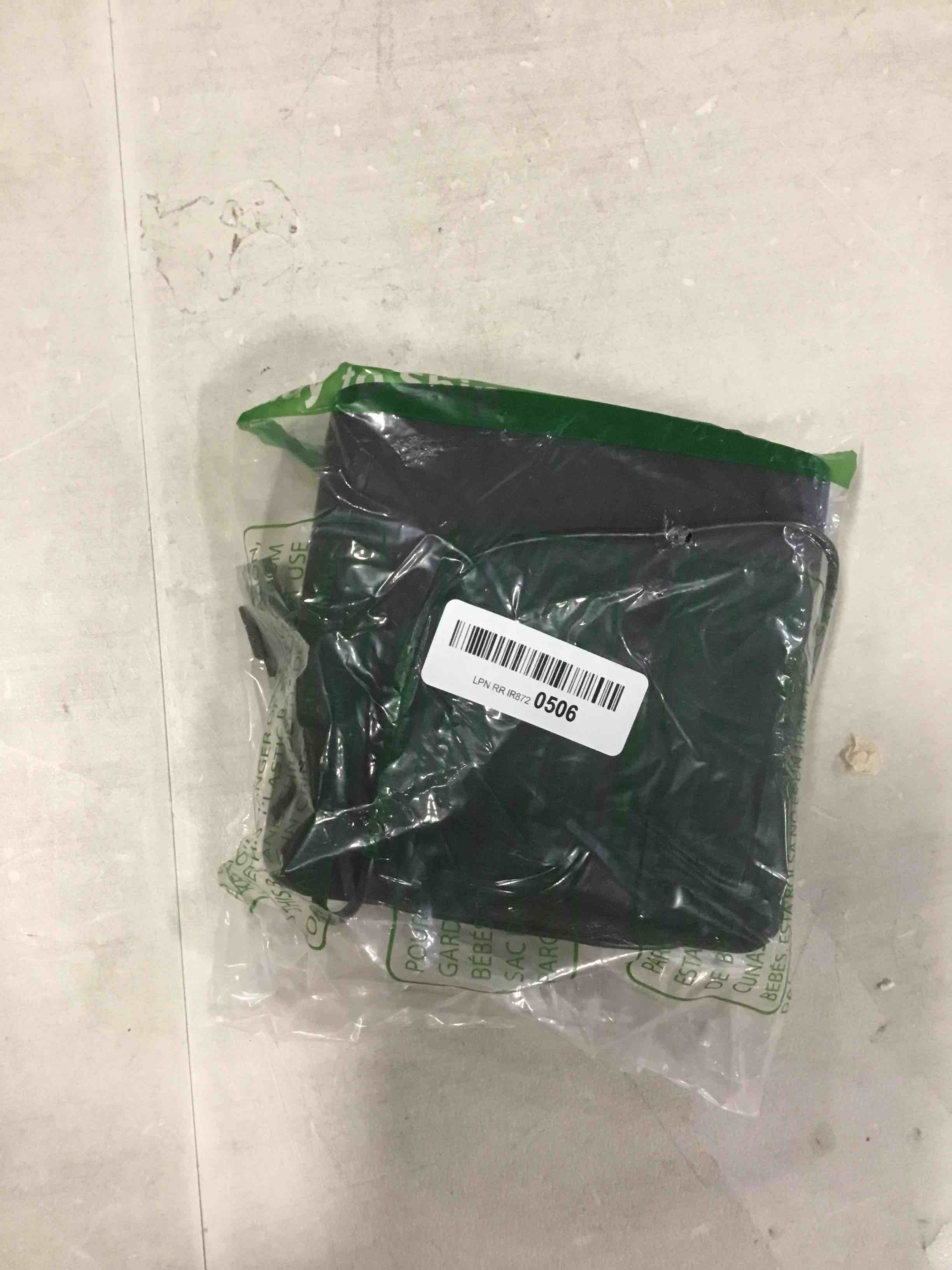 https://s3.amazonaws.com/lotting-images-prod/bidfta/BLU6617467_1717858542591.jpeg