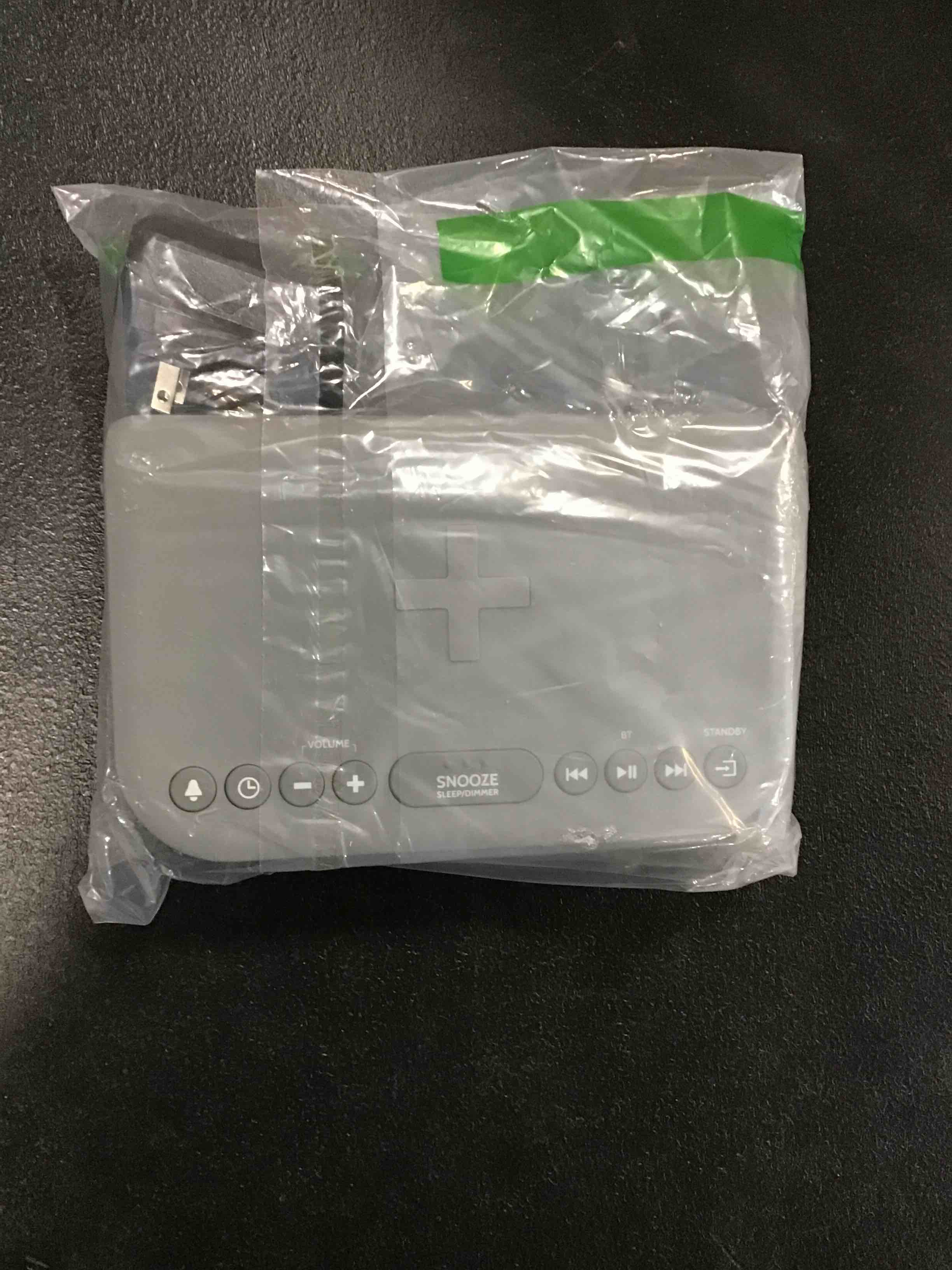 https://s3.amazonaws.com/lotting-images-prod/bidfta/BLU6617650_1718049477257.jpeg