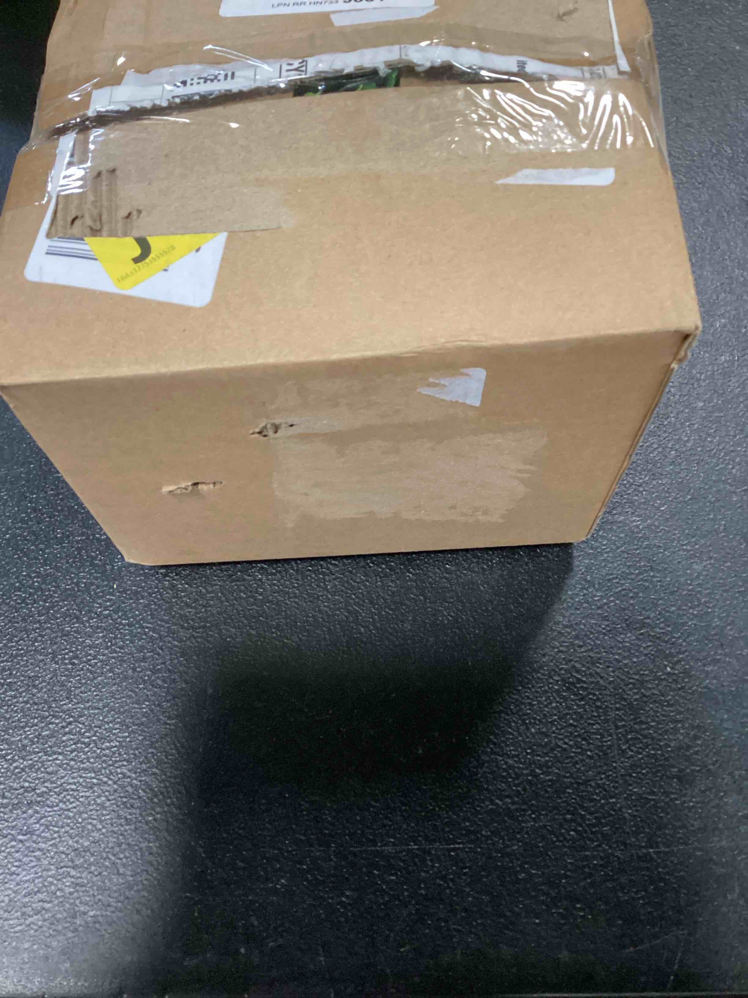 https://s3.amazonaws.com/lotting-images-prod/bidfta/BLU6618013_1718206596210.jpeg