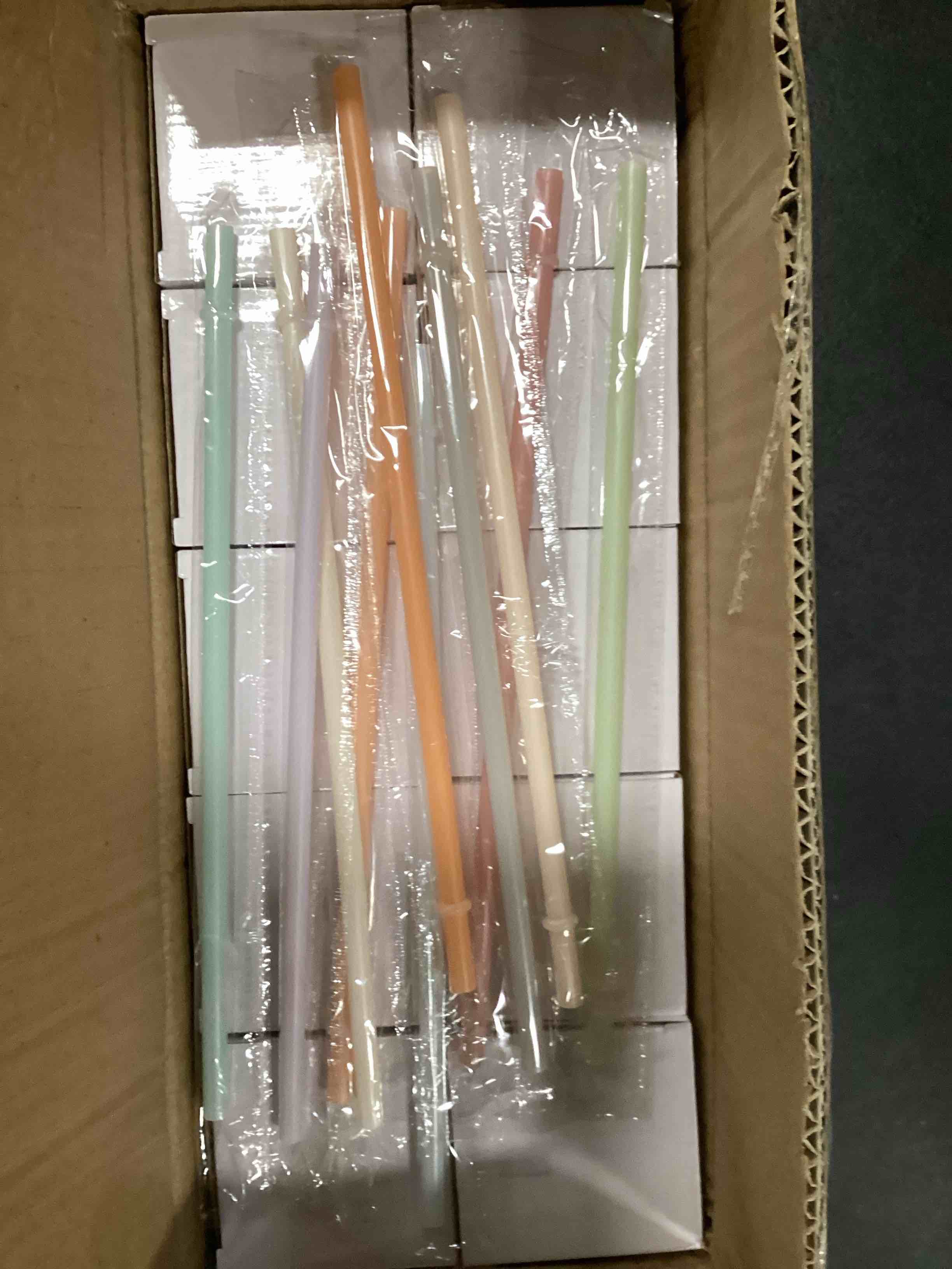 https://s3.amazonaws.com/lotting-images-prod/bidfta/BLU6618280_1718293742988.jpeg