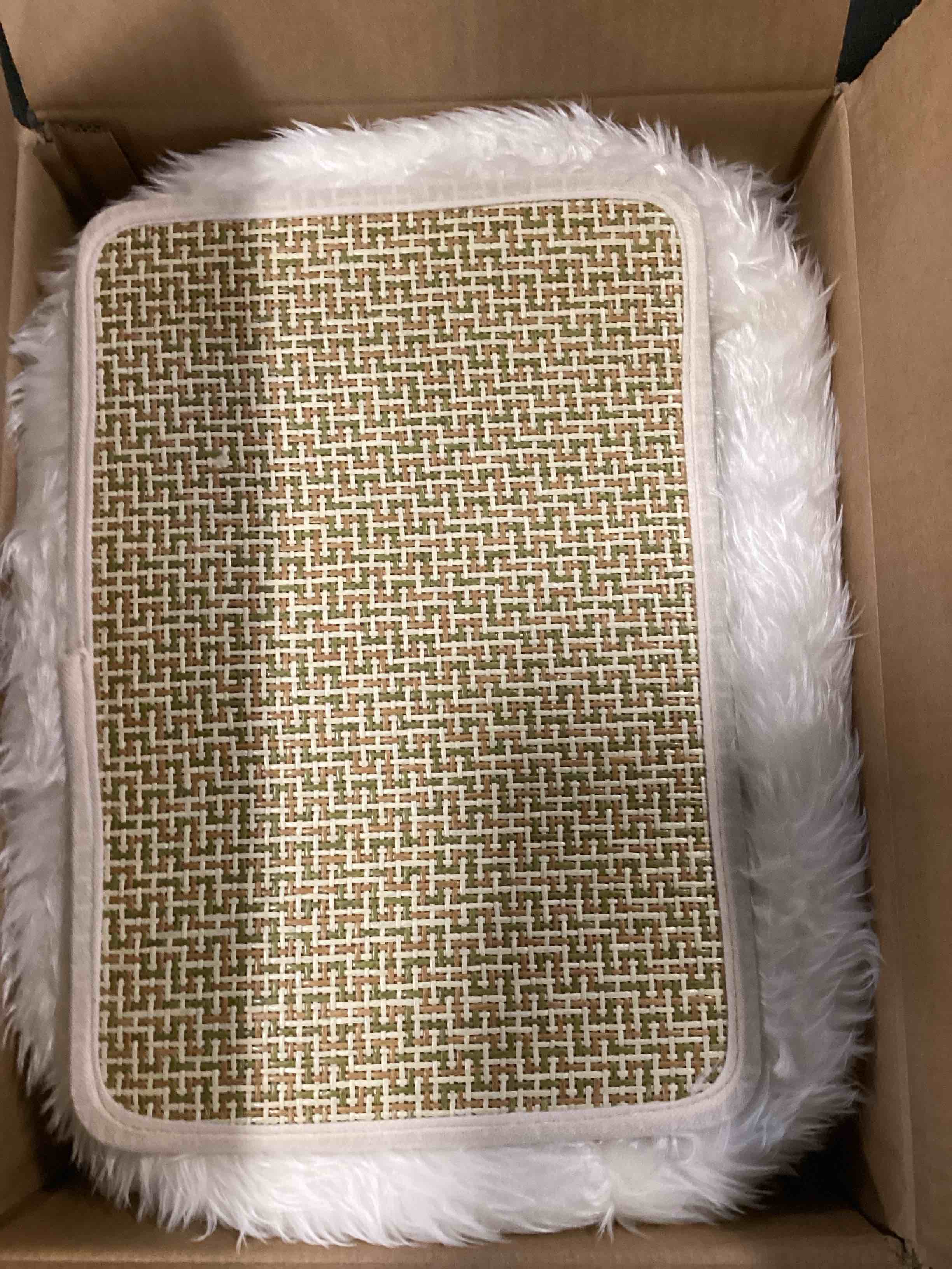https://s3.amazonaws.com/lotting-images-prod/bidfta/BLU6618336_1718300868939.jpeg