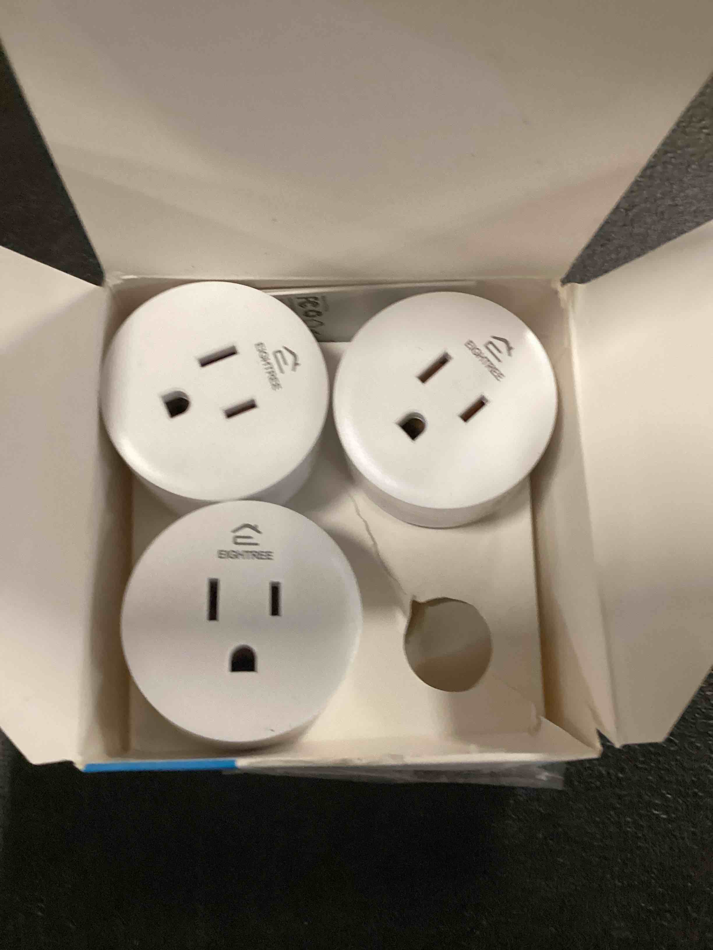 https://s3.amazonaws.com/lotting-images-prod/bidfta/BLU6620330_1717704780309.jpeg