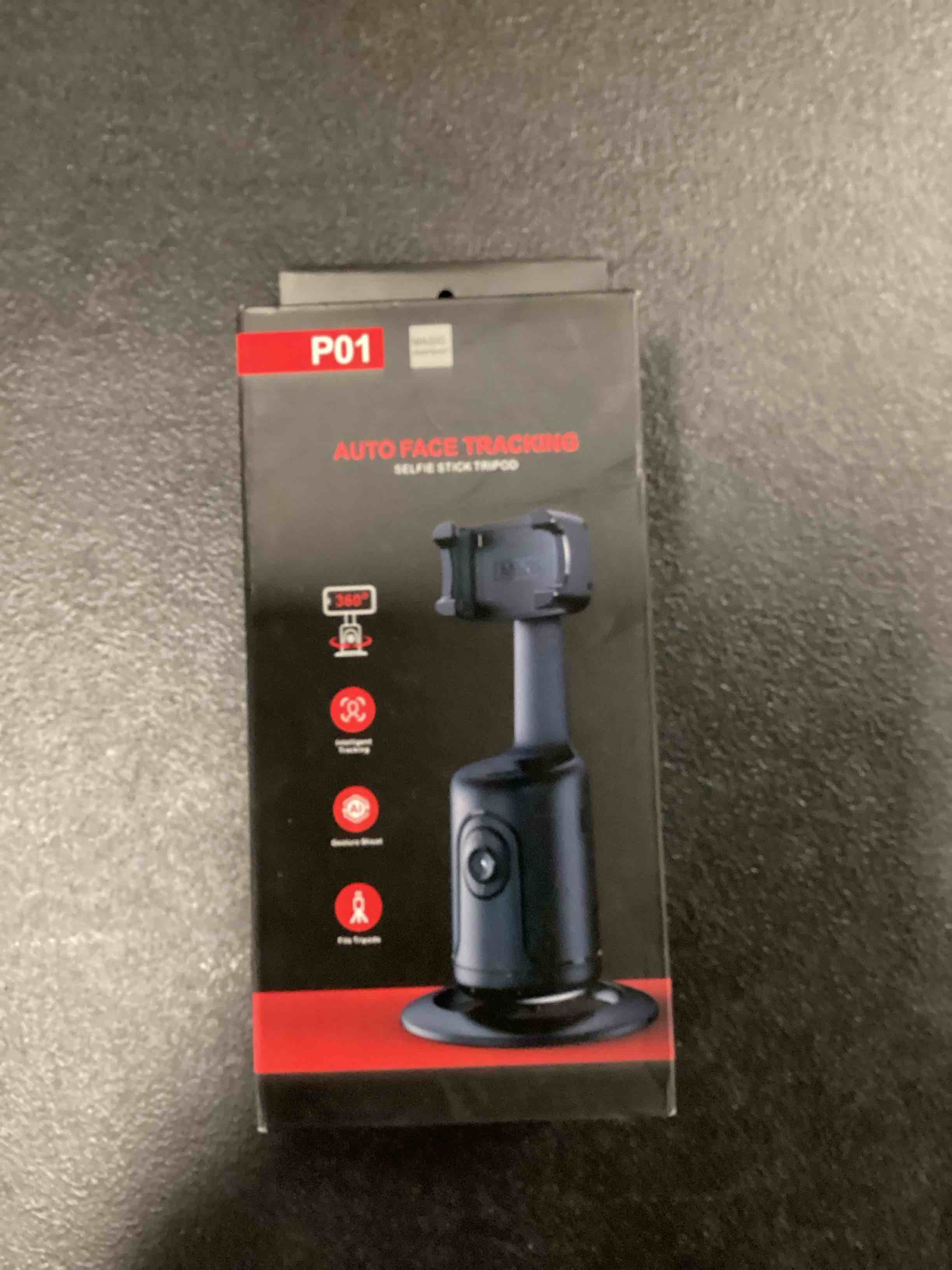 https://s3.amazonaws.com/lotting-images-prod/bidfta/BLU6620389_1717771915572.jpeg