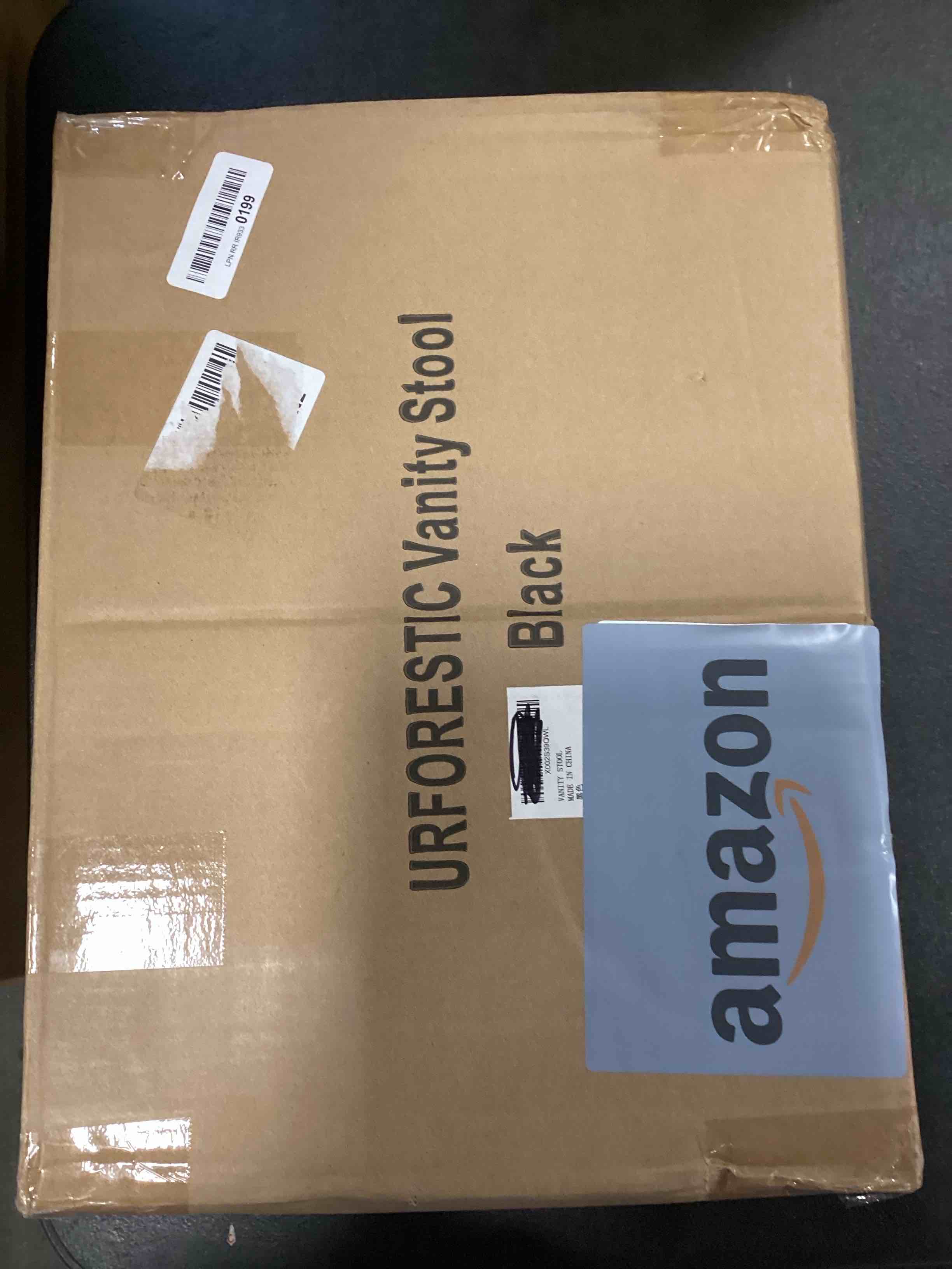https://s3.amazonaws.com/lotting-images-prod/bidfta/BLU6620421_1717775616650.jpeg
