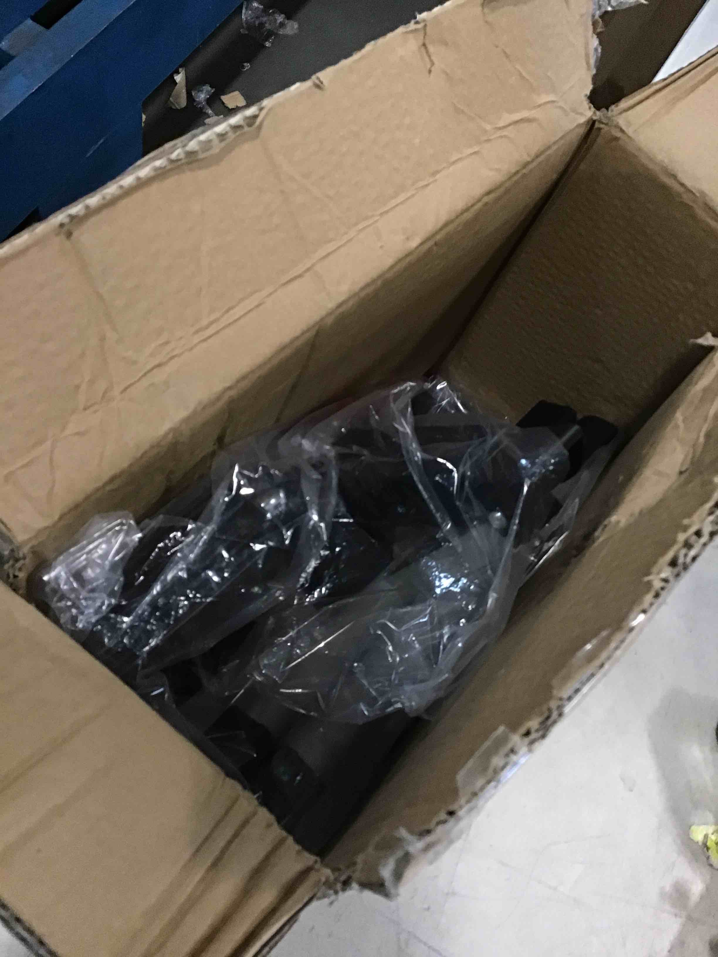 https://s3.amazonaws.com/lotting-images-prod/bidfta/BLU6621509_1717259000000.jpeg