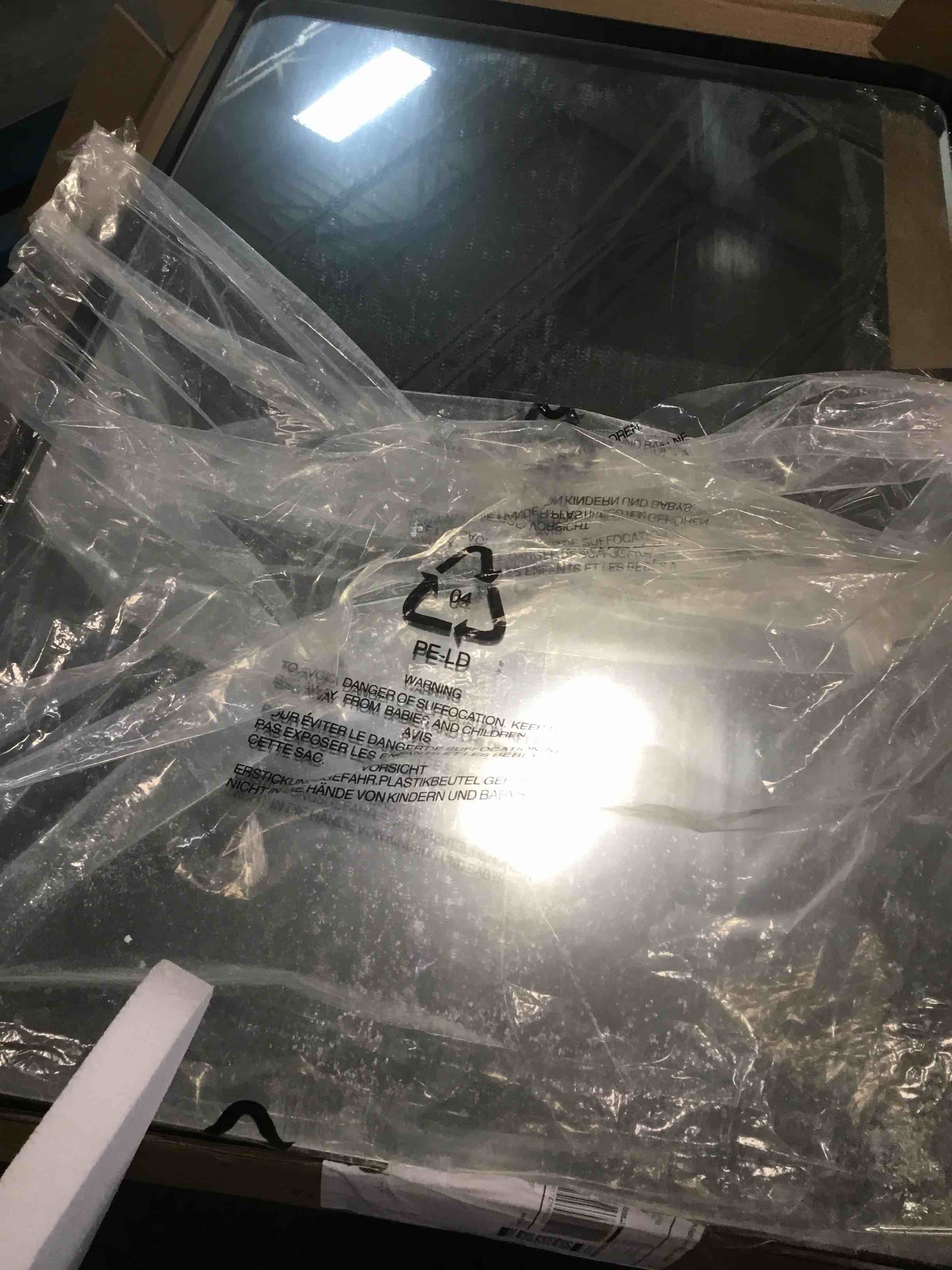 https://s3.amazonaws.com/lotting-images-prod/bidfta/BLU6621762_1717523595845.jpeg
