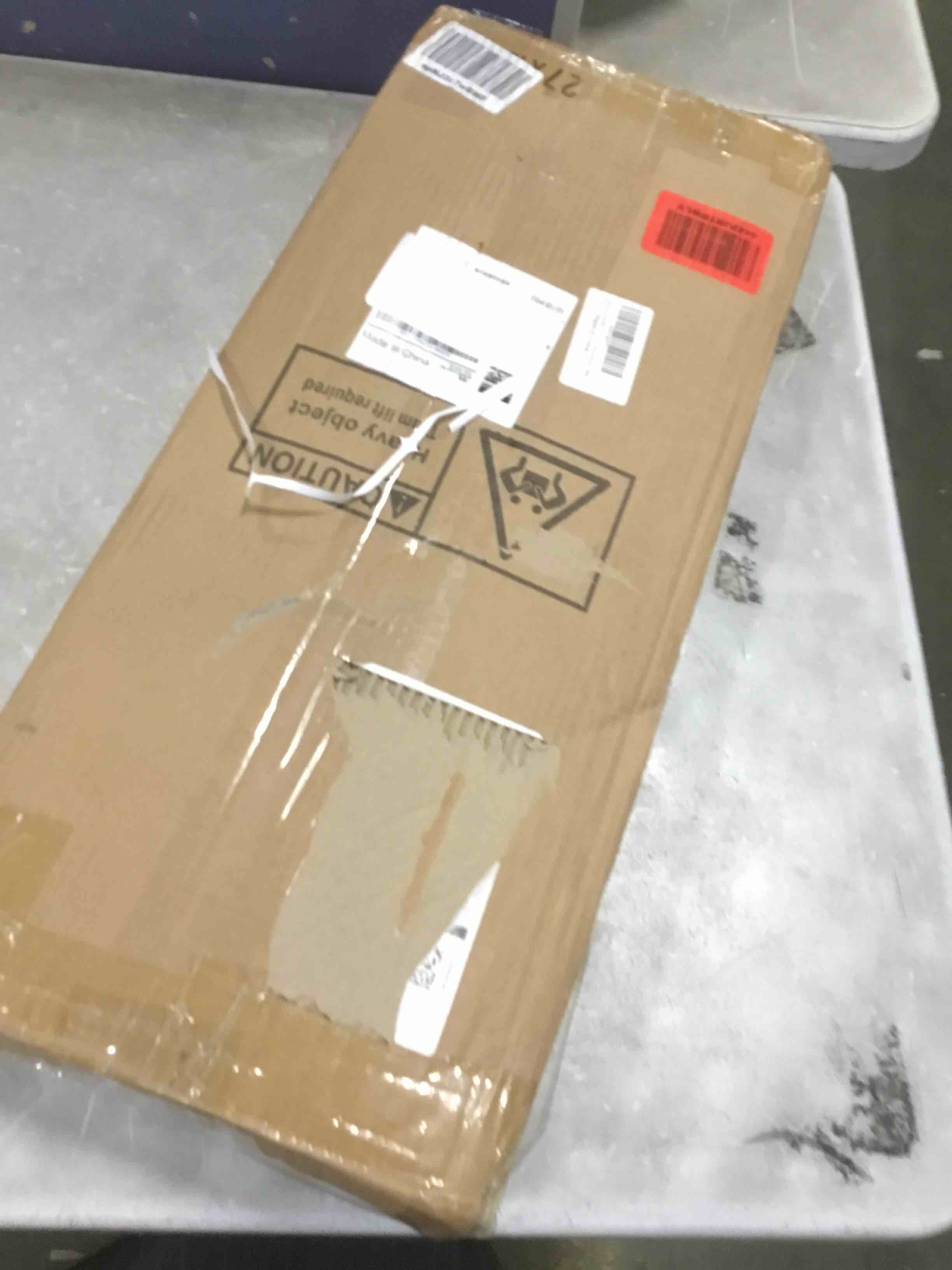 https://s3.amazonaws.com/lotting-images-prod/bidfta/BLU6621890_1717593392248.jpeg
