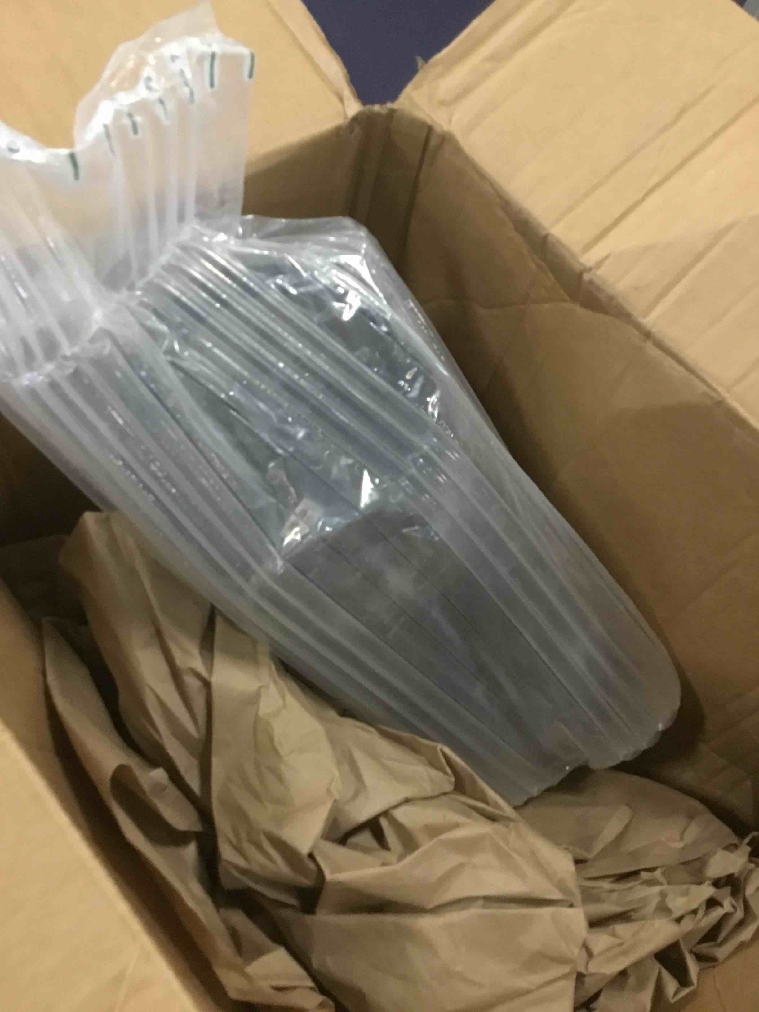 https://s3.amazonaws.com/lotting-images-prod/bidfta/BLU6621988_1717604321635.jpeg