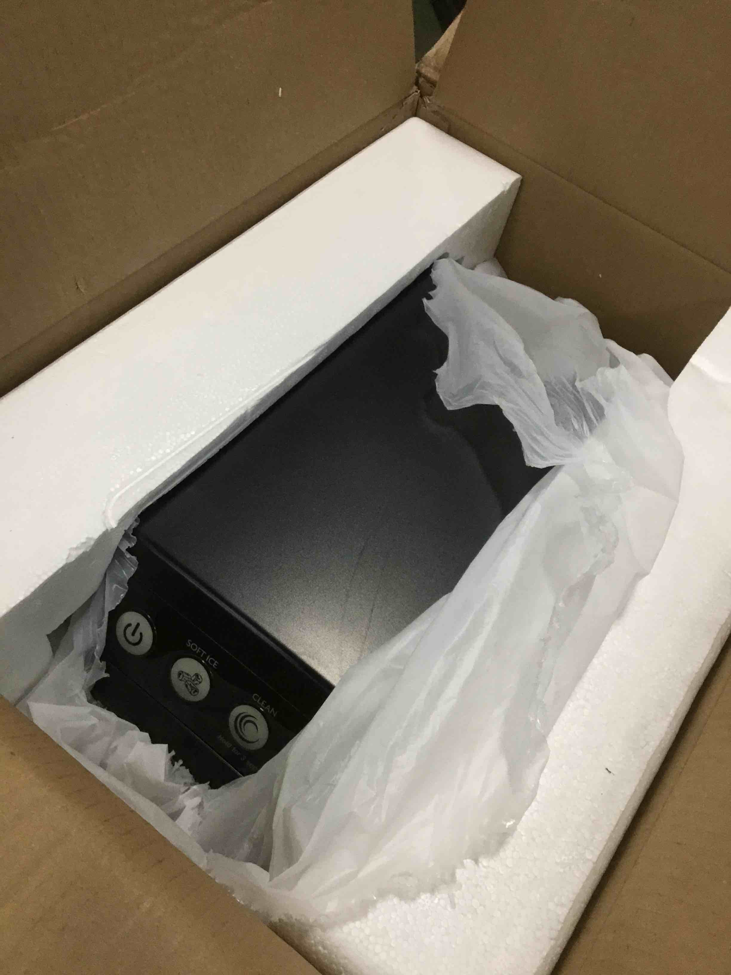 https://s3.amazonaws.com/lotting-images-prod/bidfta/BLU6622004_1717608371325.jpeg