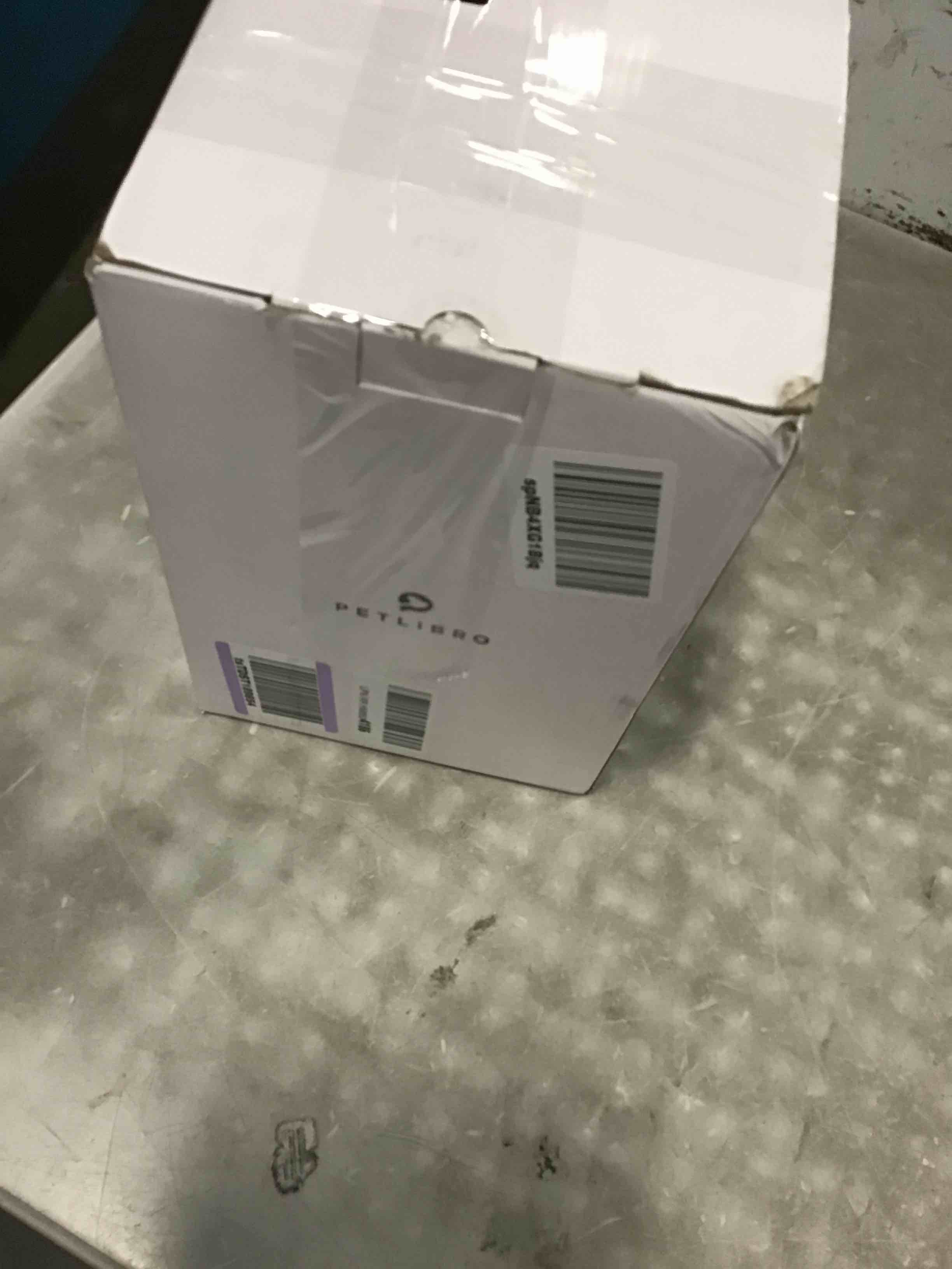 https://s3.amazonaws.com/lotting-images-prod/bidfta/BLU6622315_1717699580272.jpeg