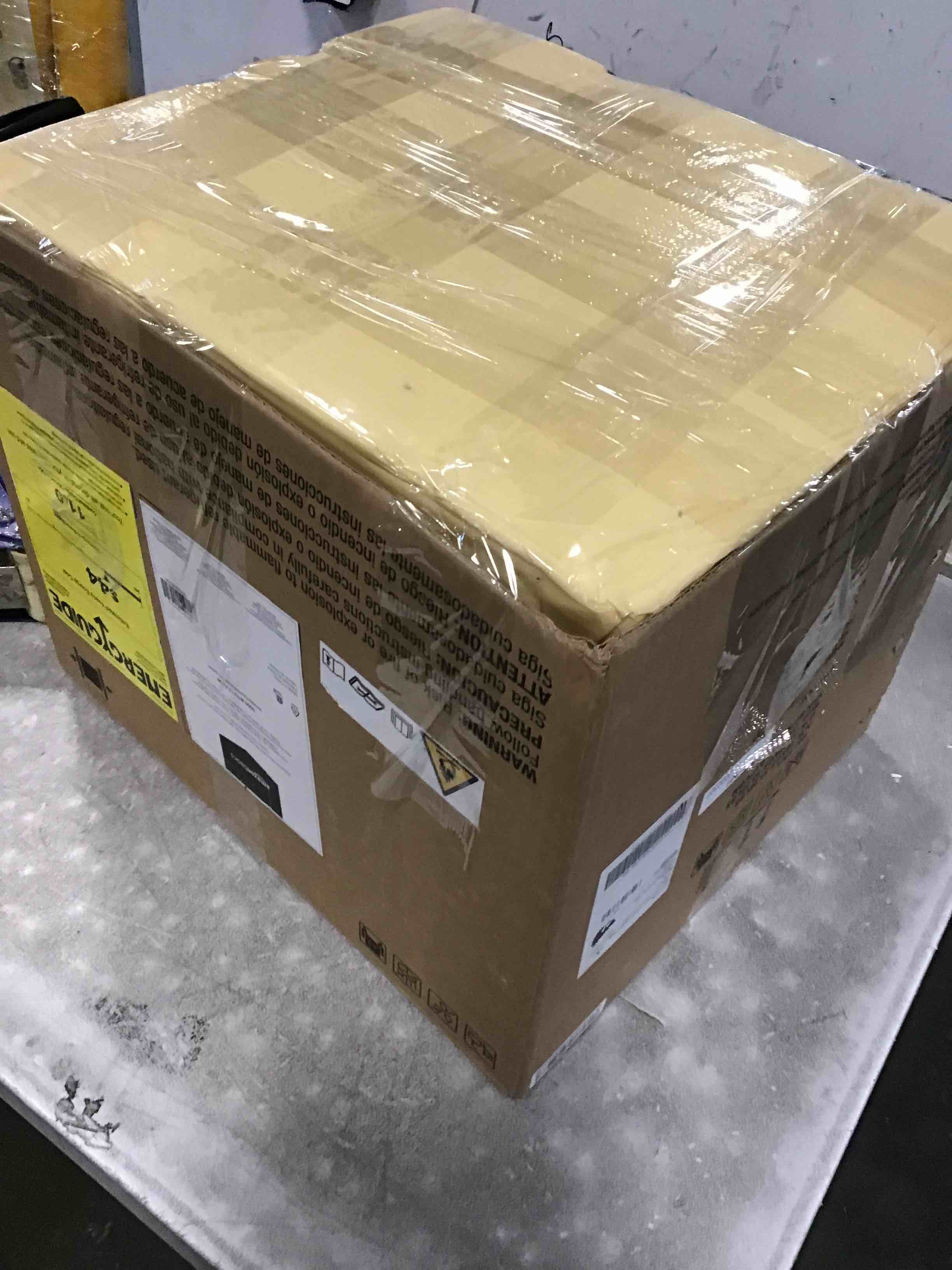 https://s3.amazonaws.com/lotting-images-prod/bidfta/BLU6622400_1717764860541.jpeg