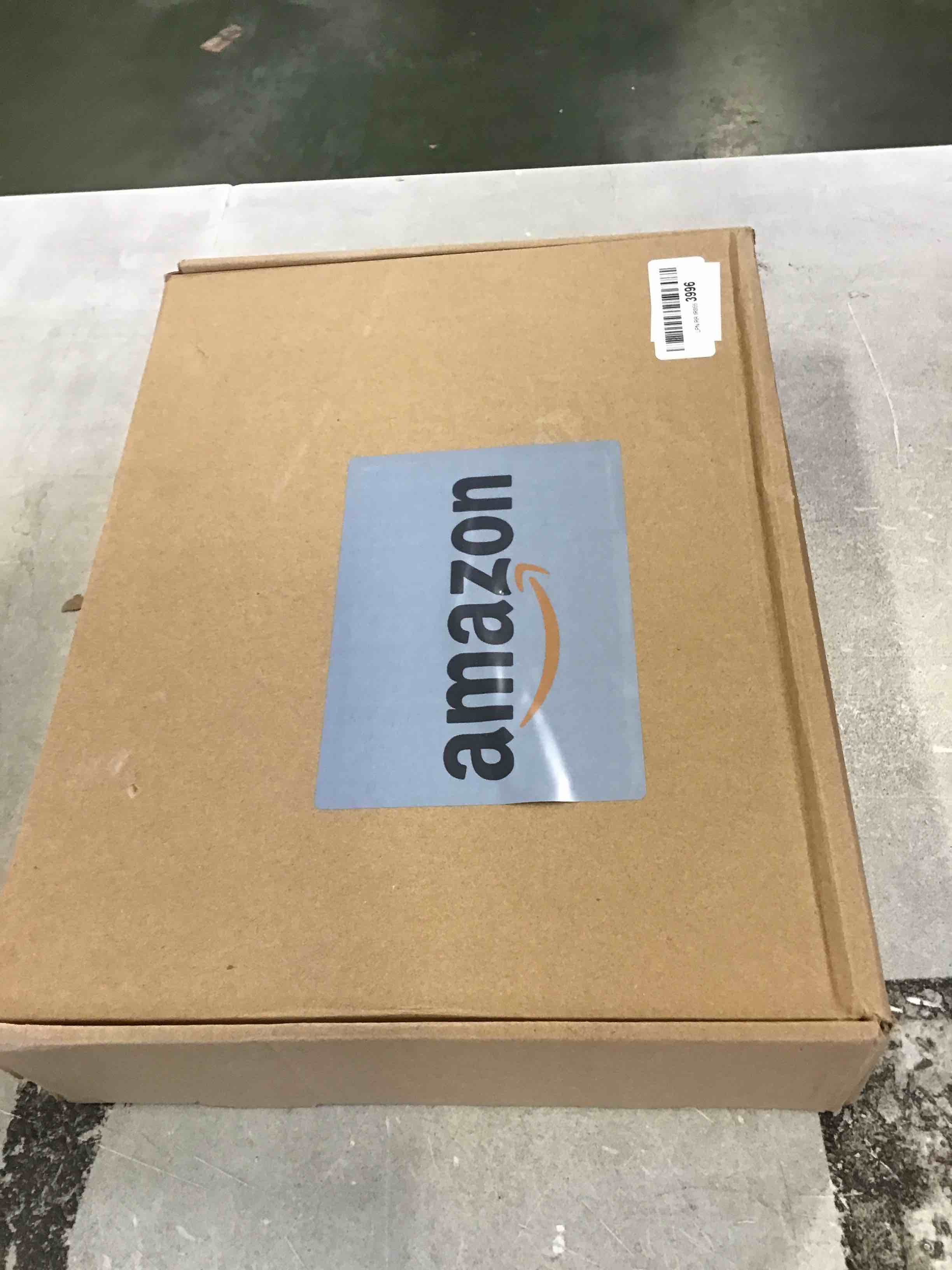 https://s3.amazonaws.com/lotting-images-prod/bidfta/BLU6624978_1717175847791.jpeg