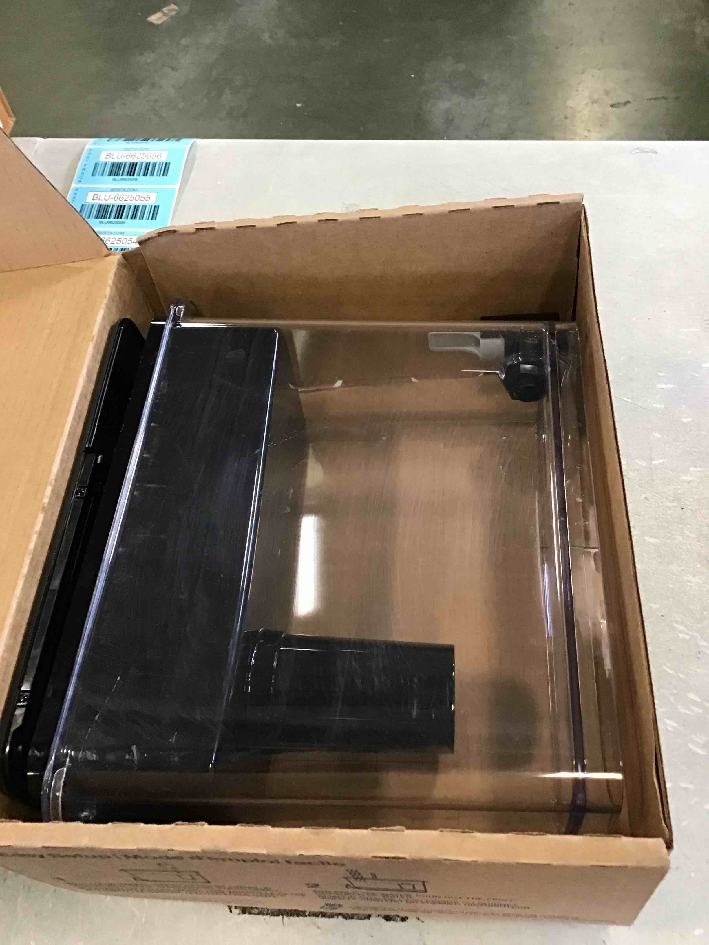 https://s3.amazonaws.com/lotting-images-prod/bidfta/BLU6625048_1717182609361.jpeg